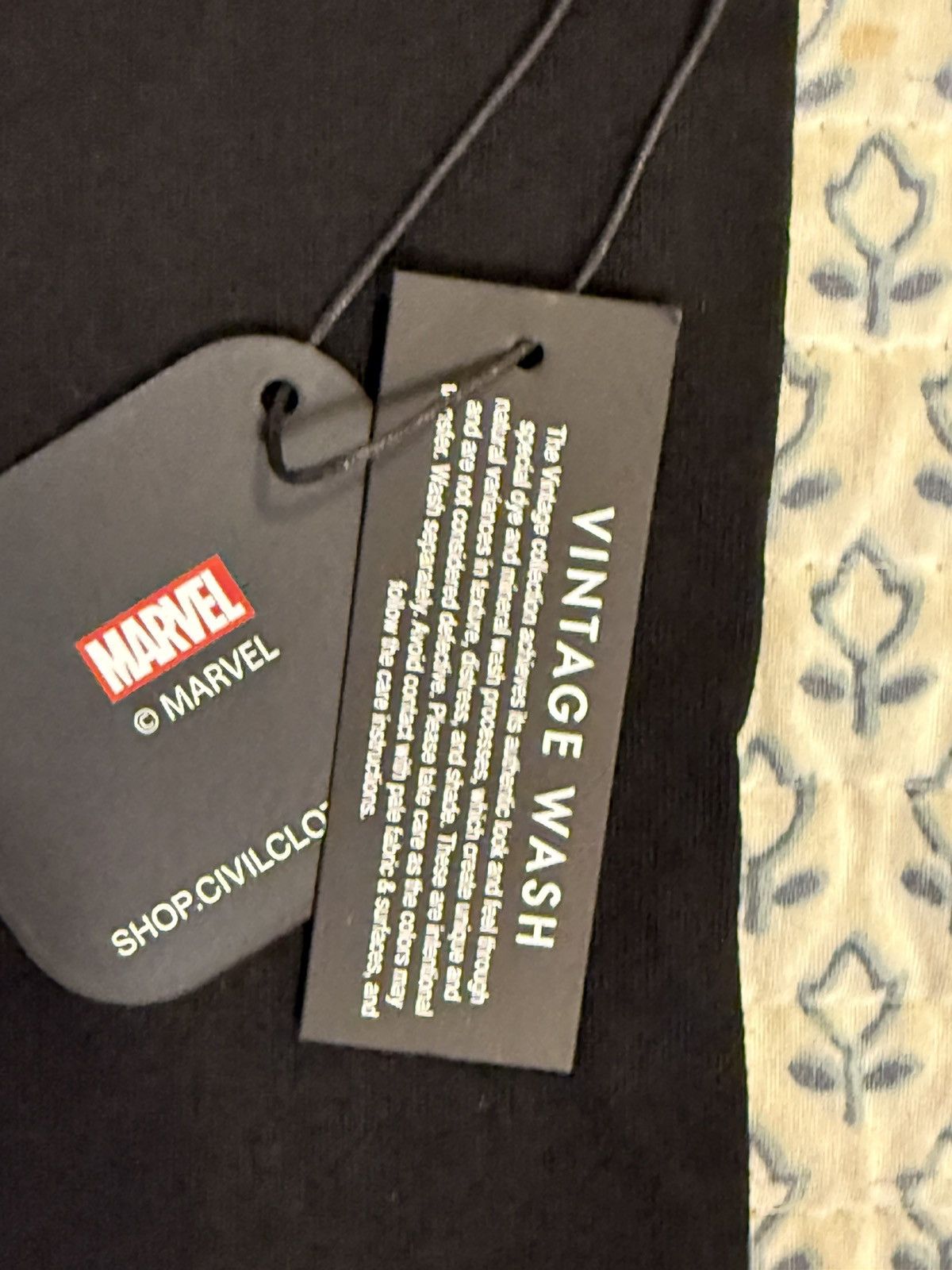 Civil Regime × Marvel Comics Civil Regime x X-Men Wolverine Hoodie size LG Size US L / EU 52-54 / 3 - 7 Thumbnail