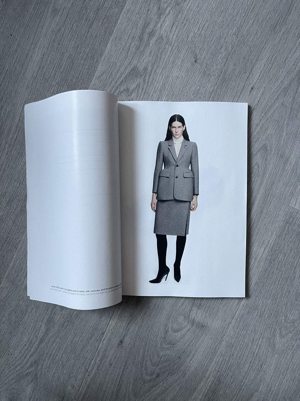 Balenciaga Balenciaga Magazine Size ONE SIZE - 3 Thumbnail