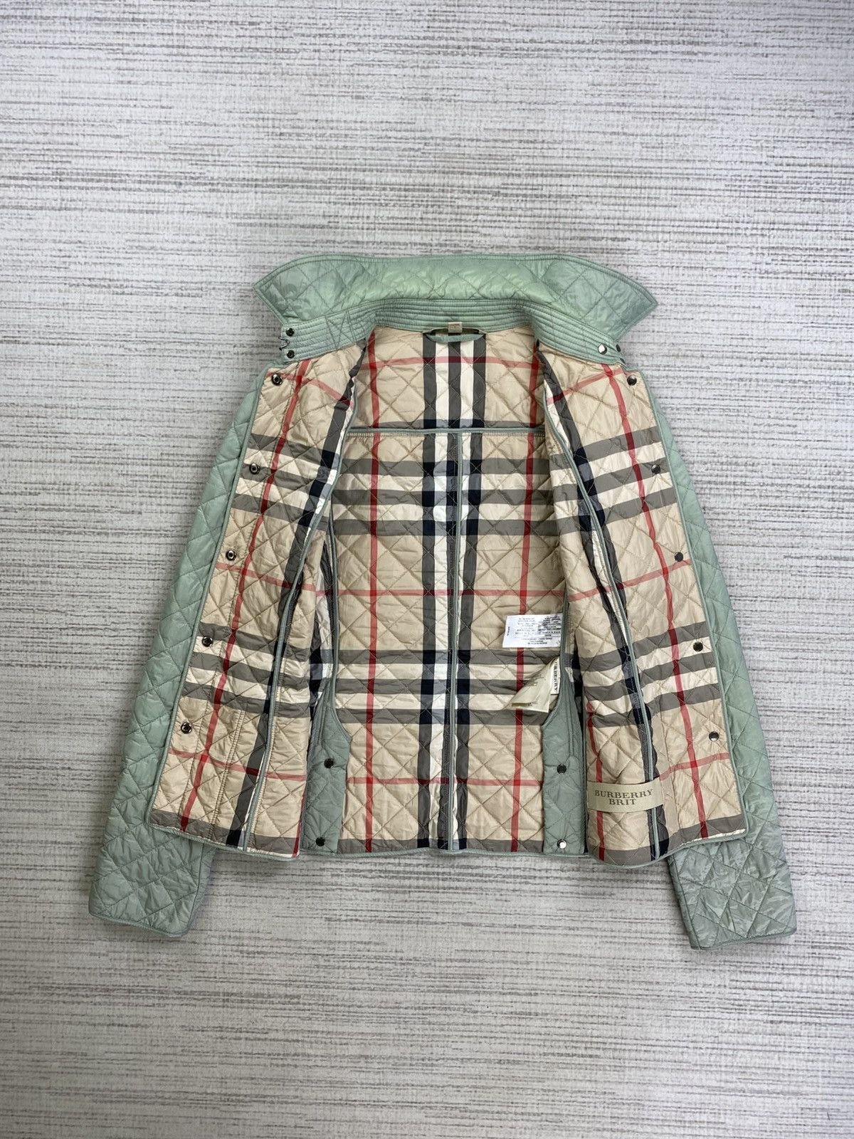 Burberry × Vintage Vintage Burberry Brit Nova Check Puffer Down Buttoned Jacket Size L / US 10 / IT 46 - 7 Thumbnail