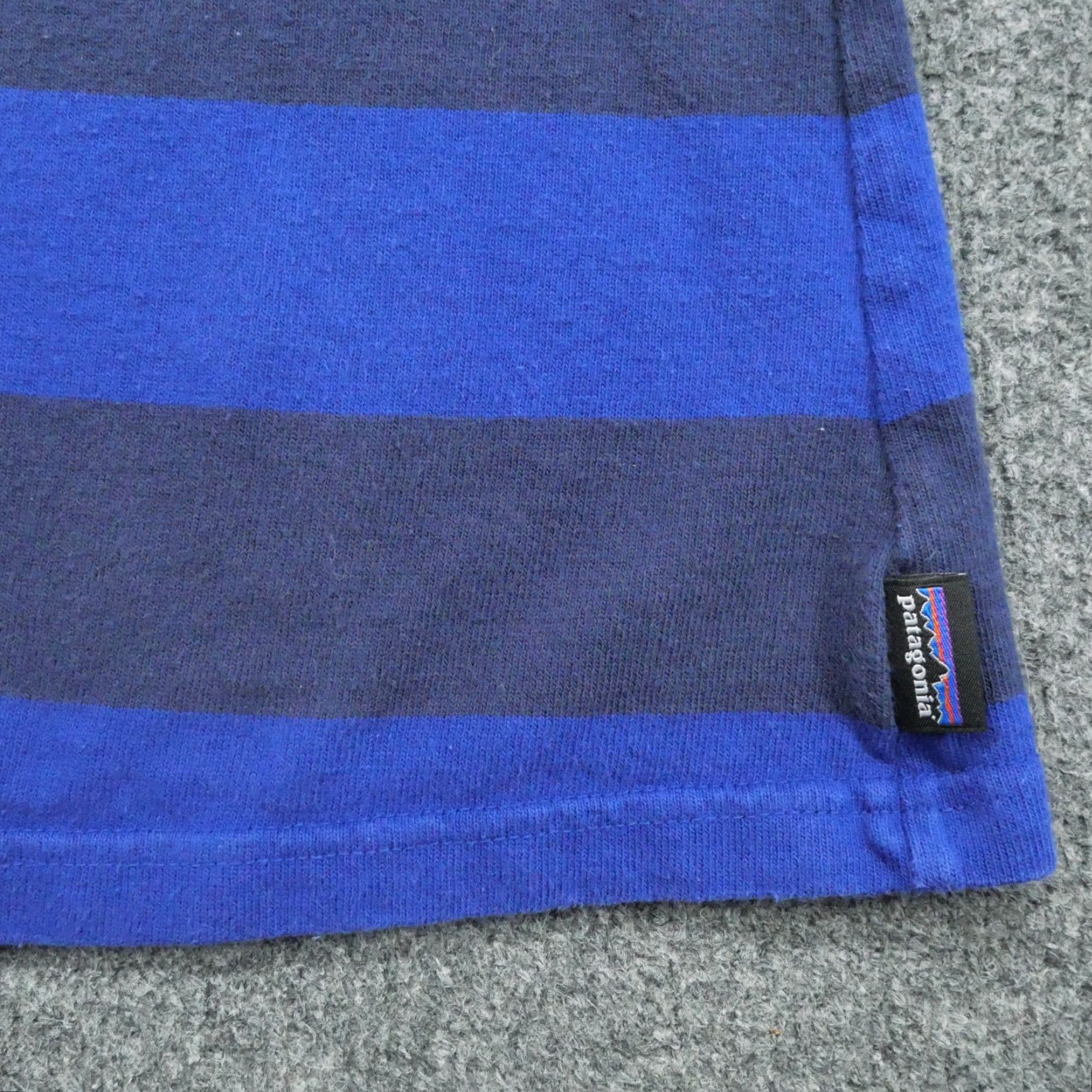 Patagonia Patagonia Shirt Dress Womens Small Blue Striped 3/4 Sleeve Round Neck Pullover Knee Length Casual Size S / US 4 / IT 40 - 2 Thumbnail