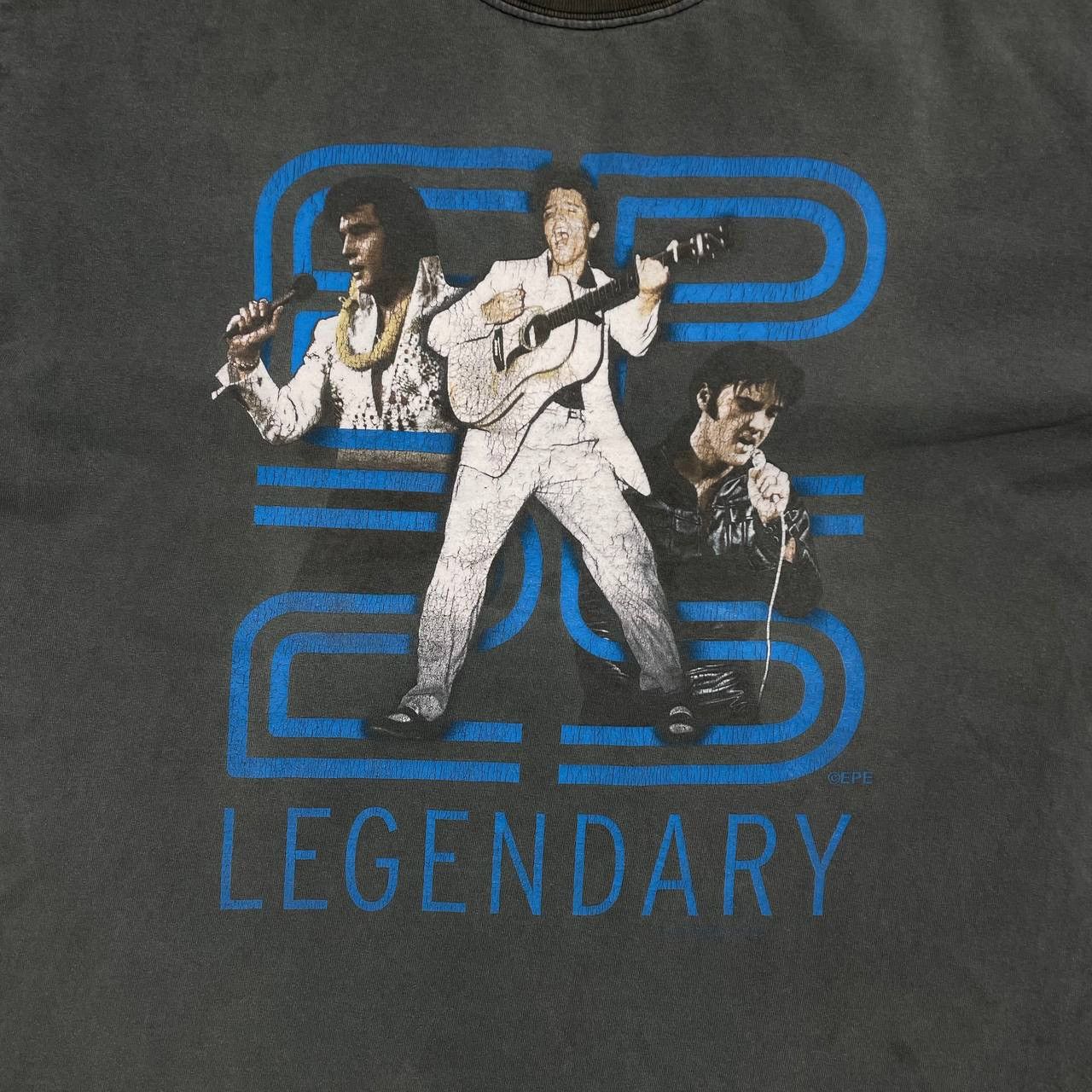 Band Tees Vintage 2001 Elvis Presley Legendary EP25 Anniversary Shirt Size US XL / EU 56 / 4 - 4 Thumbnail