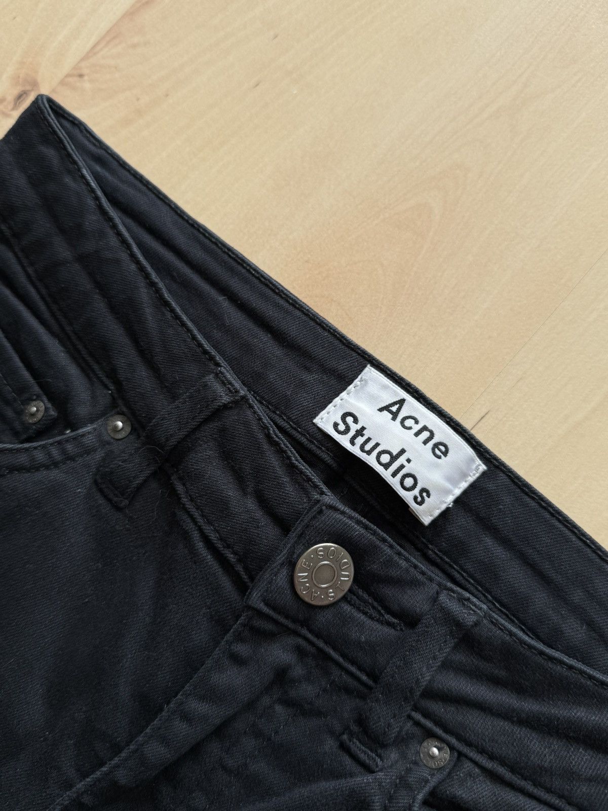 Acne Studios Acne Studios Skin 5 Black slim fit jeans Size 26" / US 2 / IT 38 - 4 Thumbnail