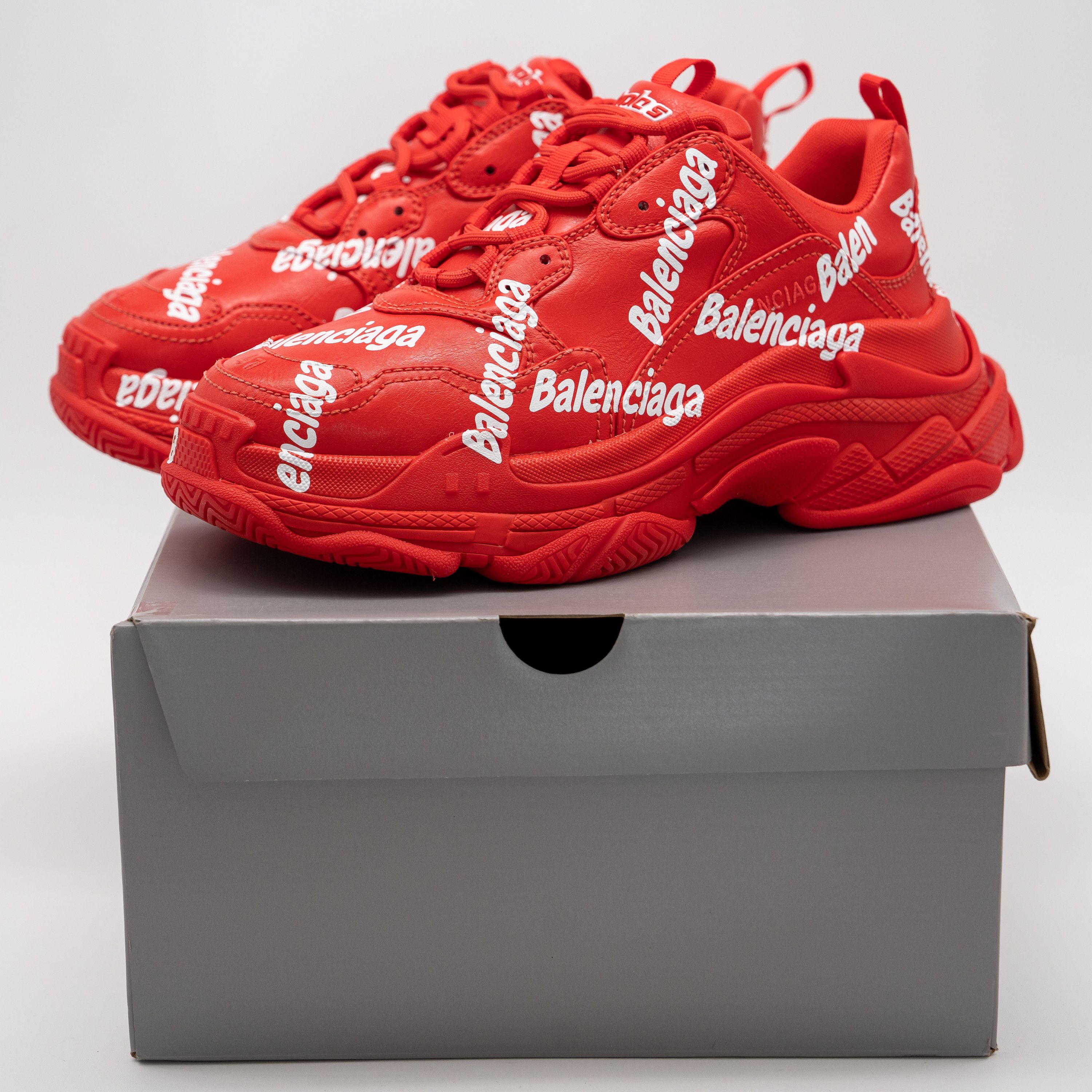 Balenciaga 41eu Balenciaga Triple S All Over Tomato Red White Print Size US 8 / EU 41 - 14 Thumbnail