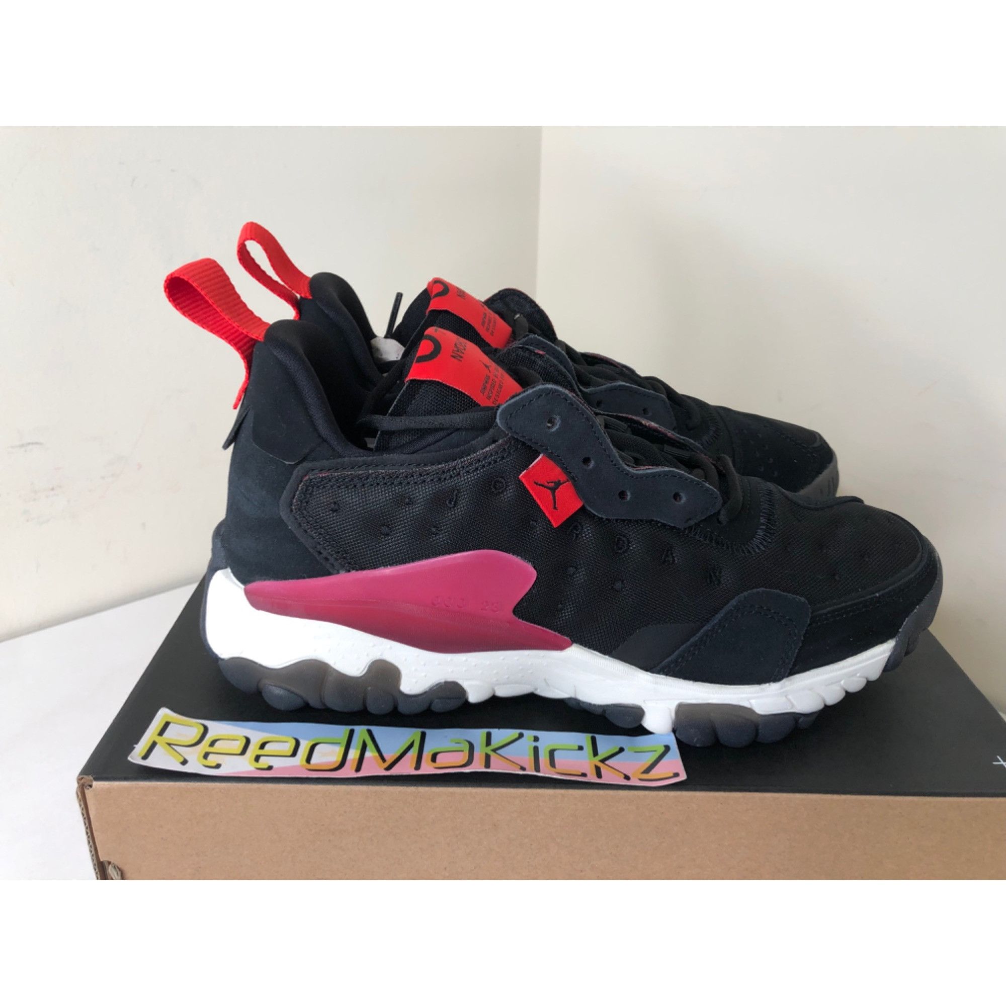Jordan Brand Jordan Delta 2 Bred womens 10.5us Size US 10.5 / IT 40.5 - 3 Thumbnail