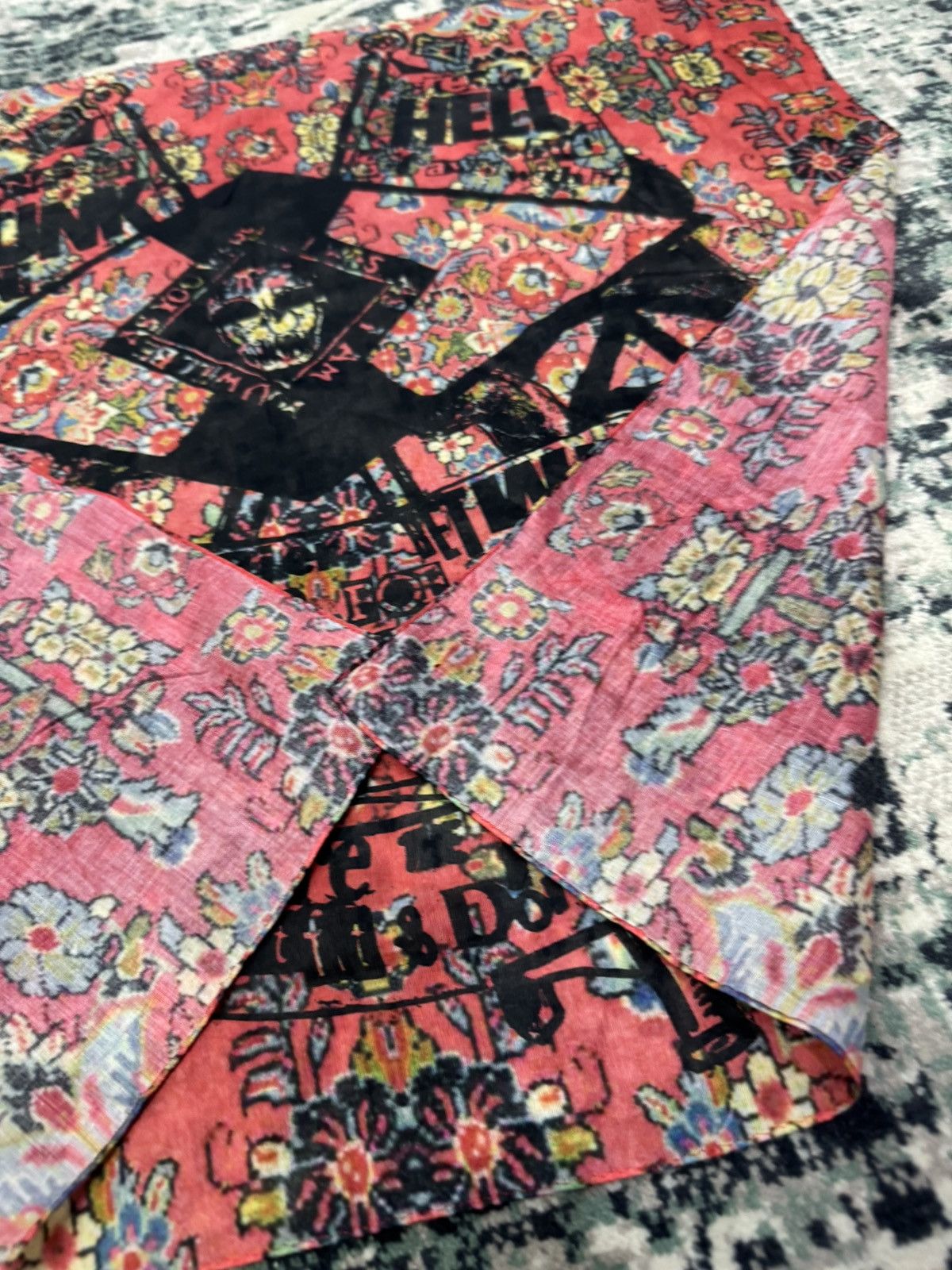 Seditionaries ANARCHO-PUNK SEDITIONARIES FULLPRINT SCARF HANDKERCHIEF Size ONE SIZE - 4 Thumbnail
