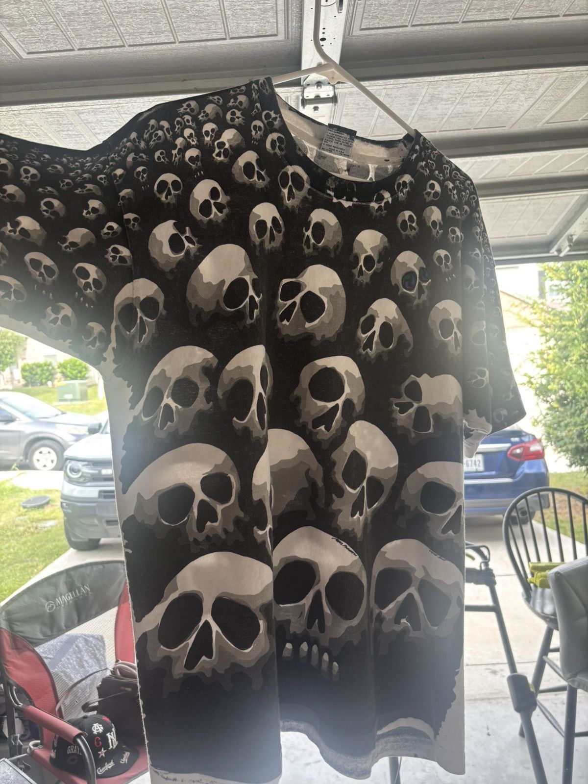 Fruit Of The Loom Fruit of the loom liquid blue skulls T-shirt VINTAGE Size US XL / EU 56 / 4 - 1 Thumbnail