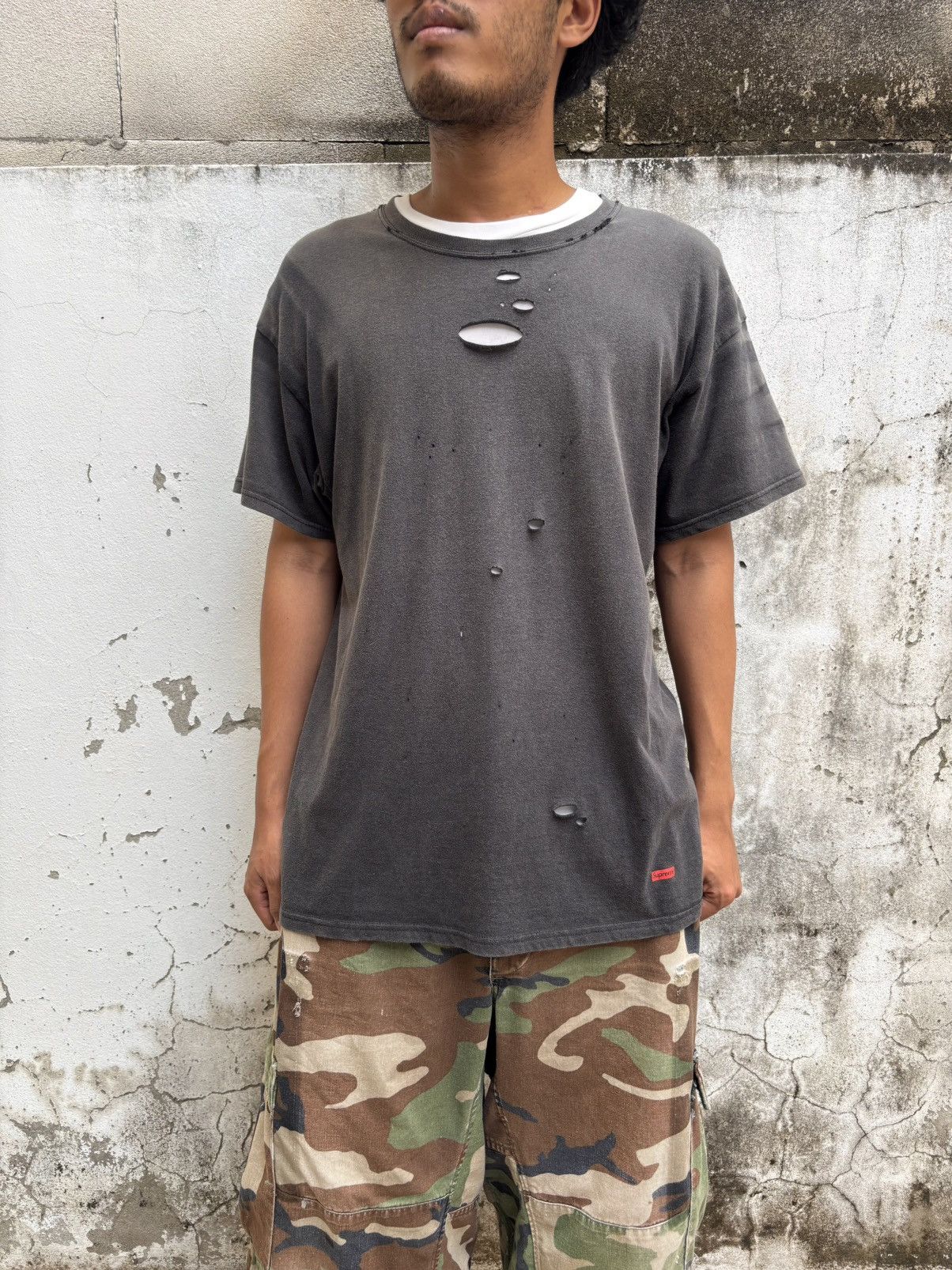 Vintage Thrashed Supreme X Hanes Distressed T-Shirt ERD Grunge Size US L / EU 52-54 / 3 - 4 Thumbnail