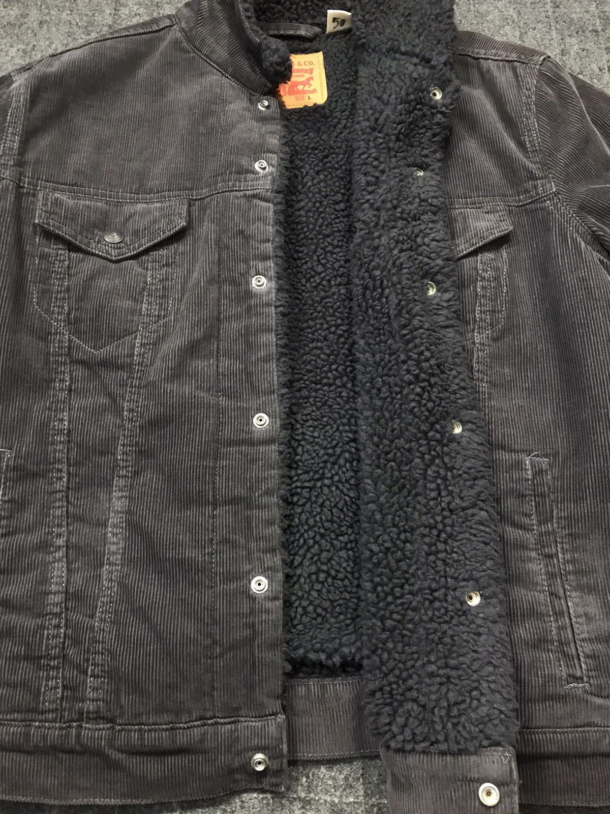 Japanese Brand Vtg Levi’s Strauss Sherpa Jacket Corduroy Distressed Design Size US L / EU 52-54 / 3 - 11 Thumbnail