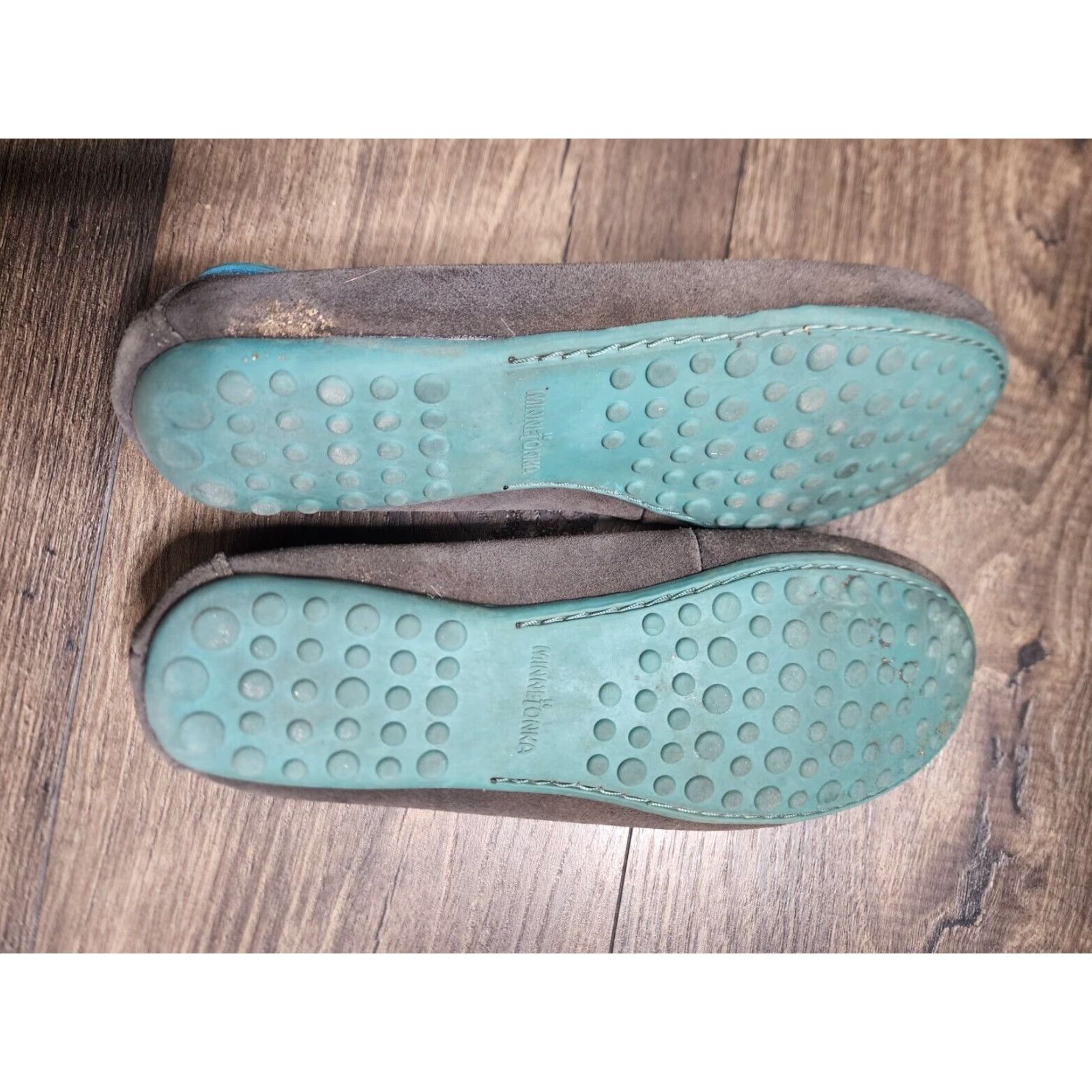 Minnetonka Minnetonka Gray Turquoise Suede Moccasin Slip On Shoes Women's Size 9 Size US 9 / IT 39 - 4 Thumbnail