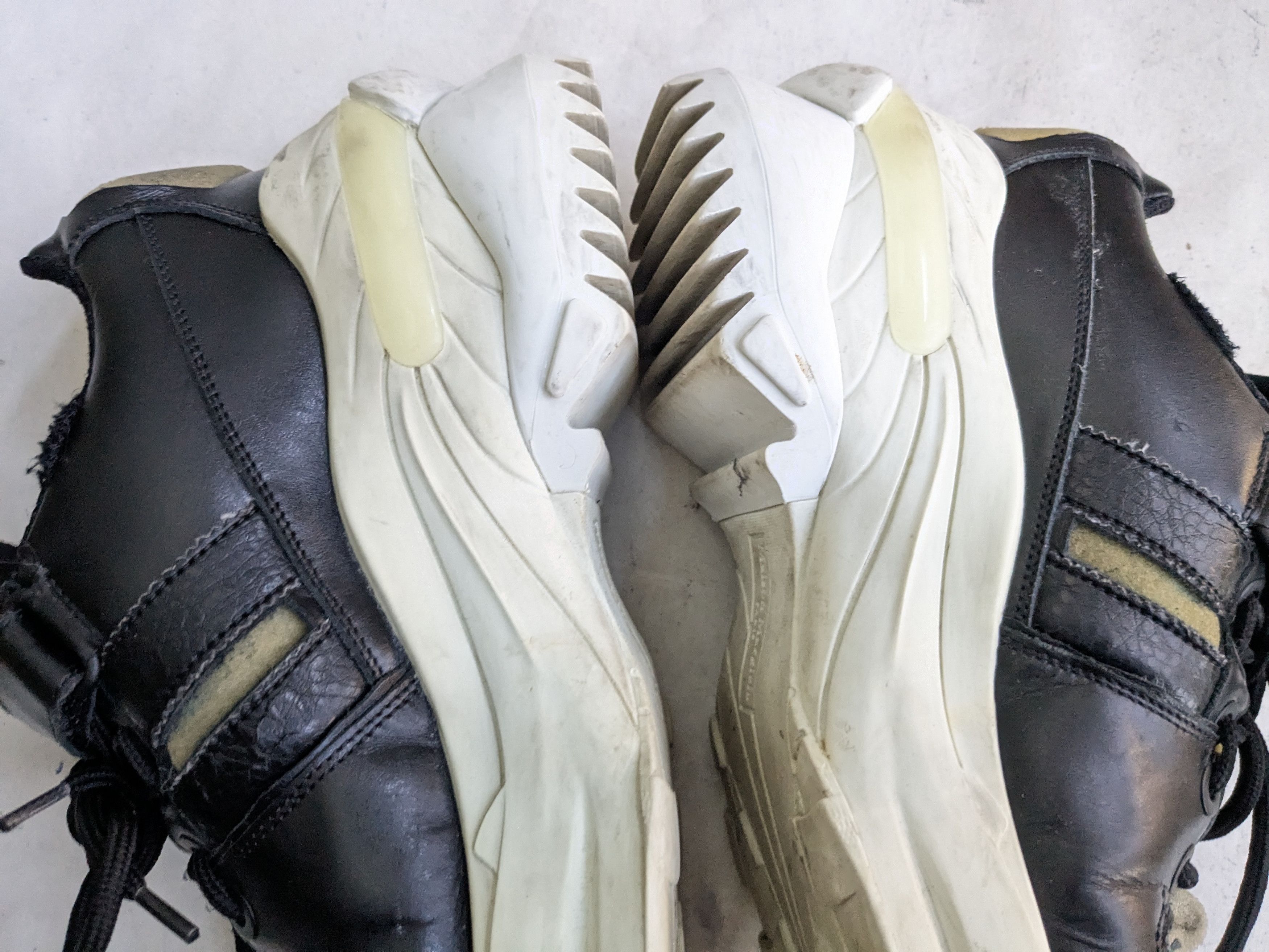 Maison Margiela Maison Margiela Retrofit Black 9 42 Sneakers Leather Size US 9 / EU 42 - 10 Thumbnail