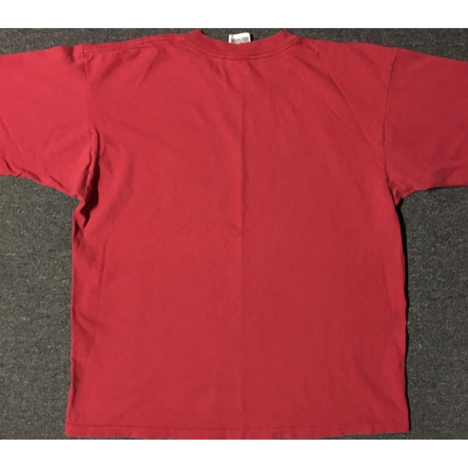 Vintage VINTAGE 90s Heart Flowers Faded Shirt Maze Red L Mens Short Sleeve USA Single Stitch T-Shirt Size US L / EU 52-54 / 3 - 6 Thumbnail