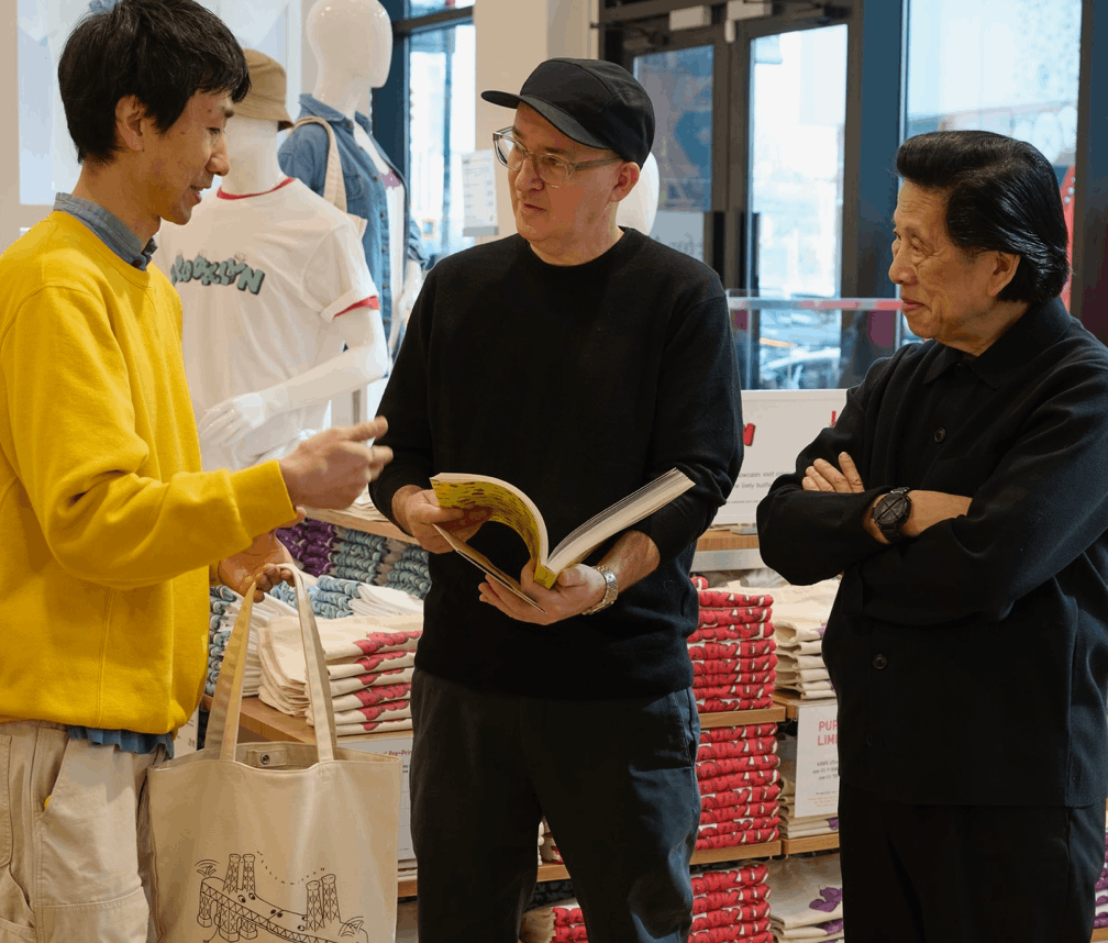 Kaws × Uniqlo KAWS X UTme X Uniqlo Brooklyn Tee Size US S / EU 44-46 / 1 - 3 Thumbnail