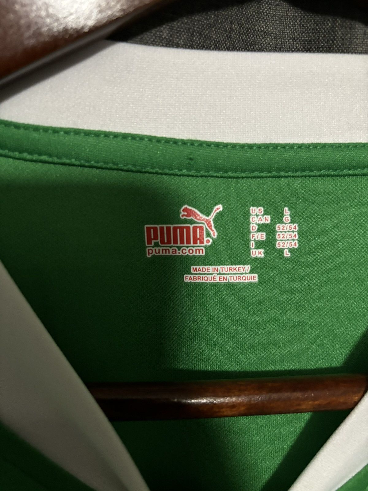 Puma Hibernian 2010-11 Home Jersey Size US L / EU 52-54 / 3 - 2 Thumbnail