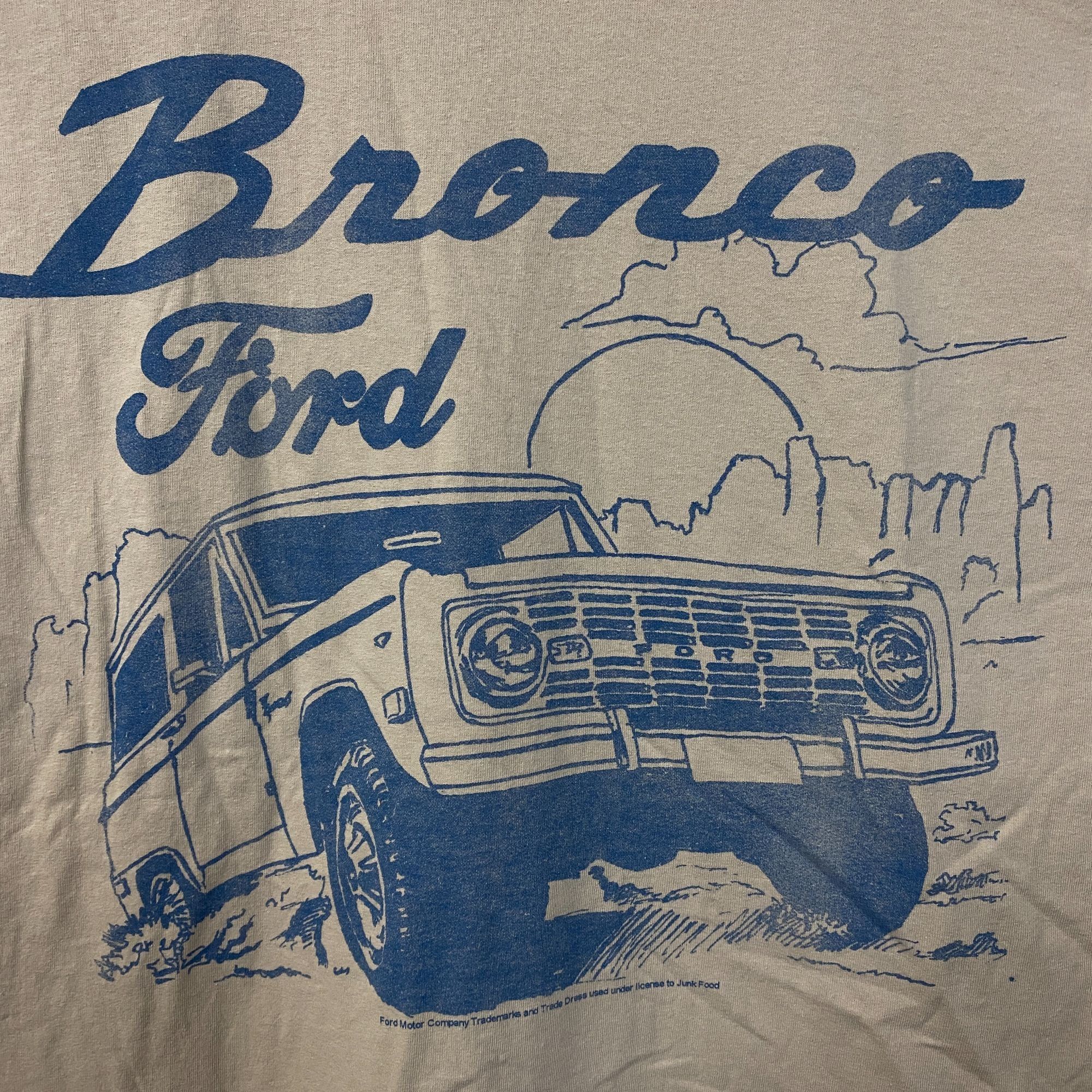 Junk Food Junk Food Clothing Ford Bronco Vintage Graphic Tee B/C Size US XXL / EU 58 / 5 - 2 Thumbnail