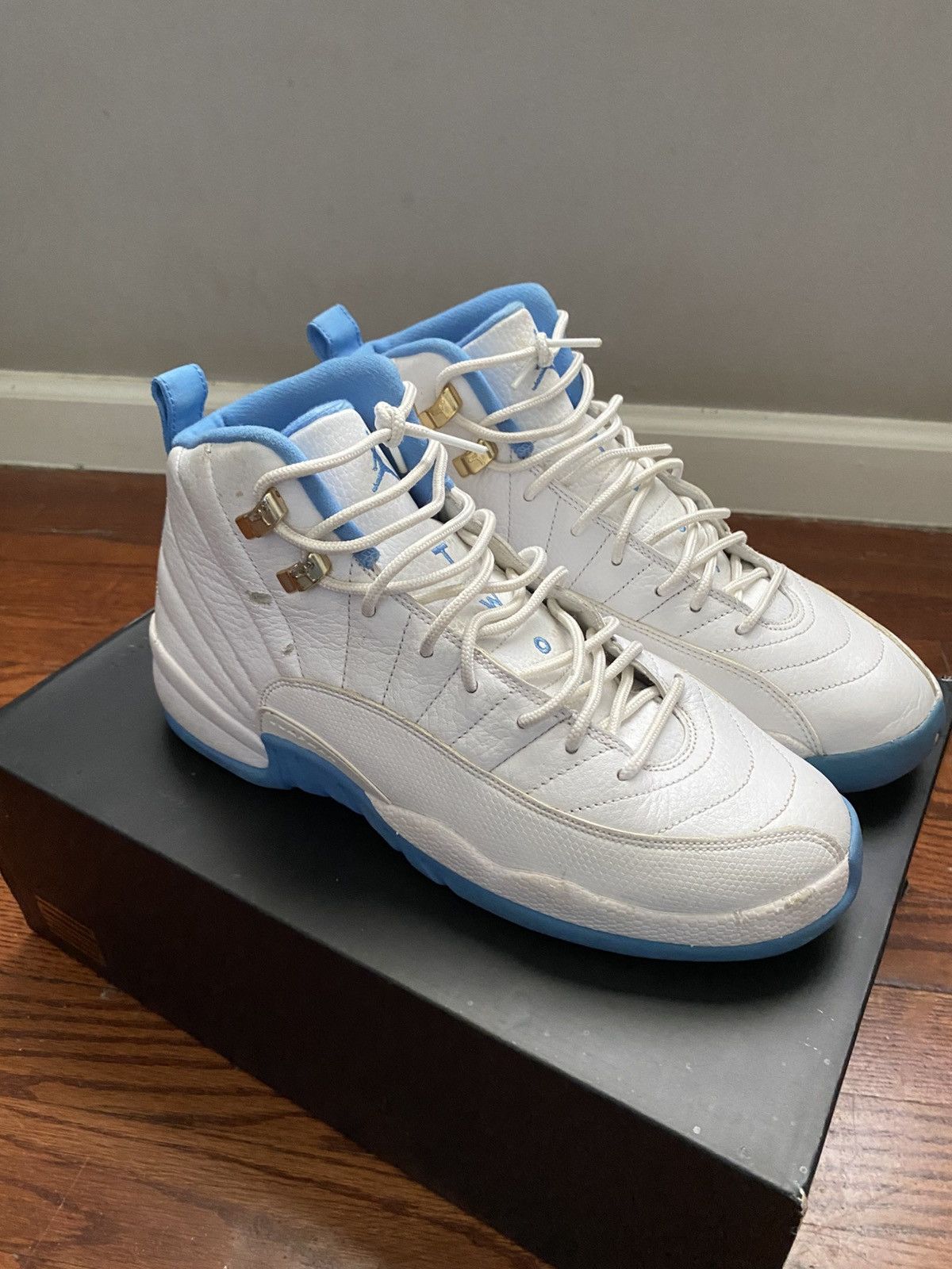 Jordan Brand Air Jordan 12 University Blue Size US 9 / EU 42 - 1 Thumbnail