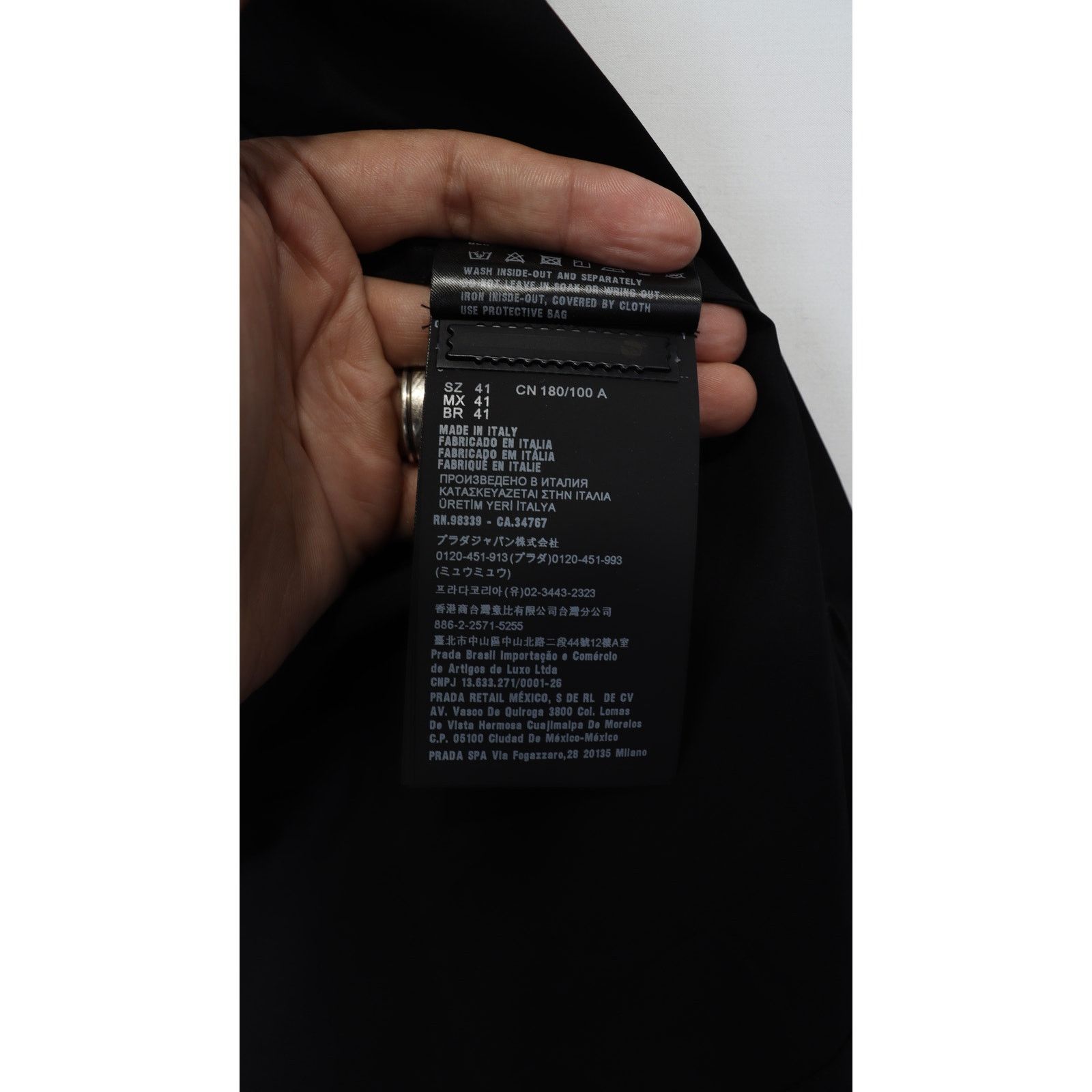 Prada o1rshd1 Popeline Cotton Shirt with Sequined Collar in Black Size US M / EU 48-50 / 2 - 8 Thumbnail