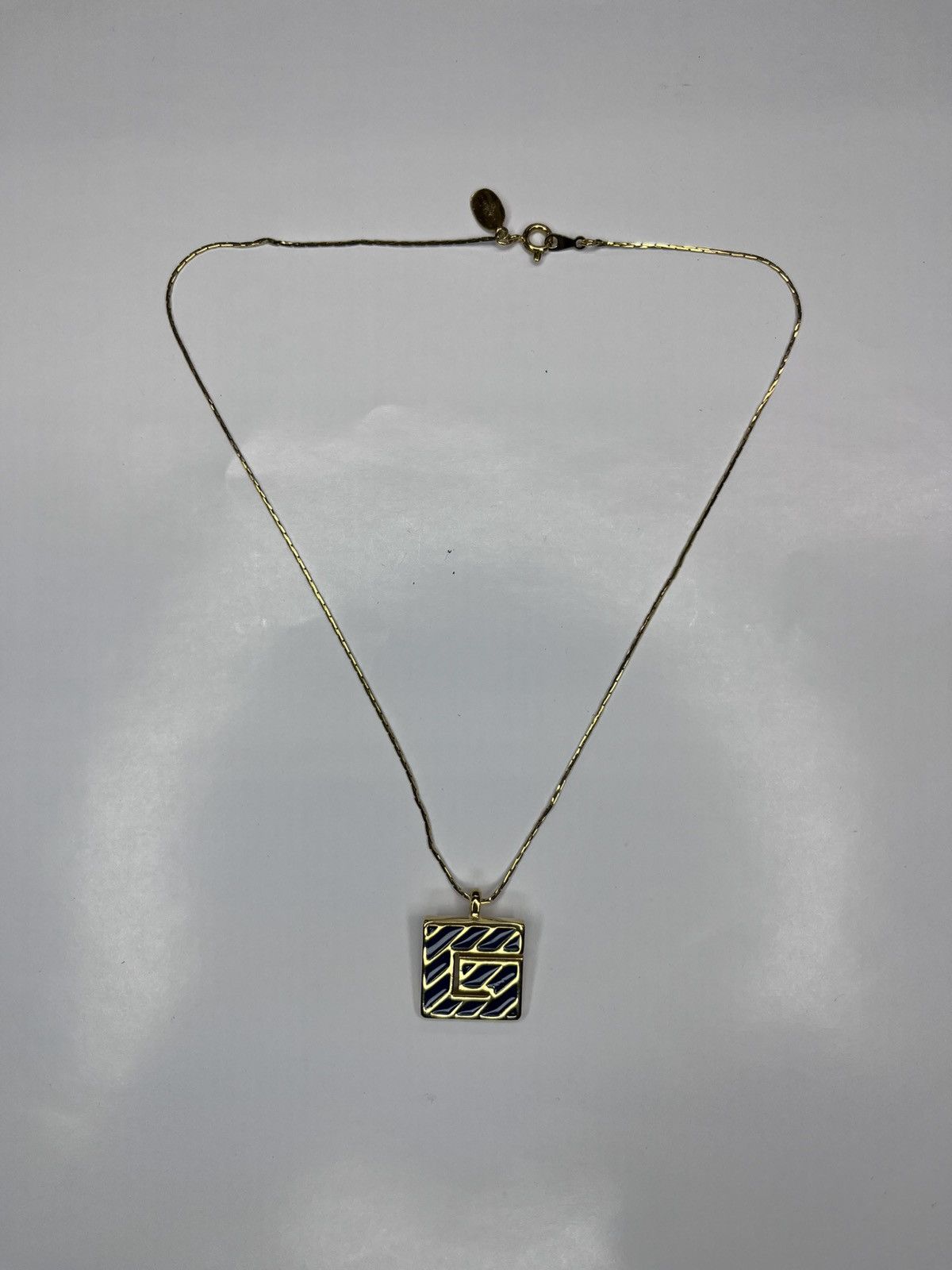 Givenchy Vintage Givenchy Enamel Logo Pendant Necklace – Gold Tone Size ONE SIZE - 3 Thumbnail