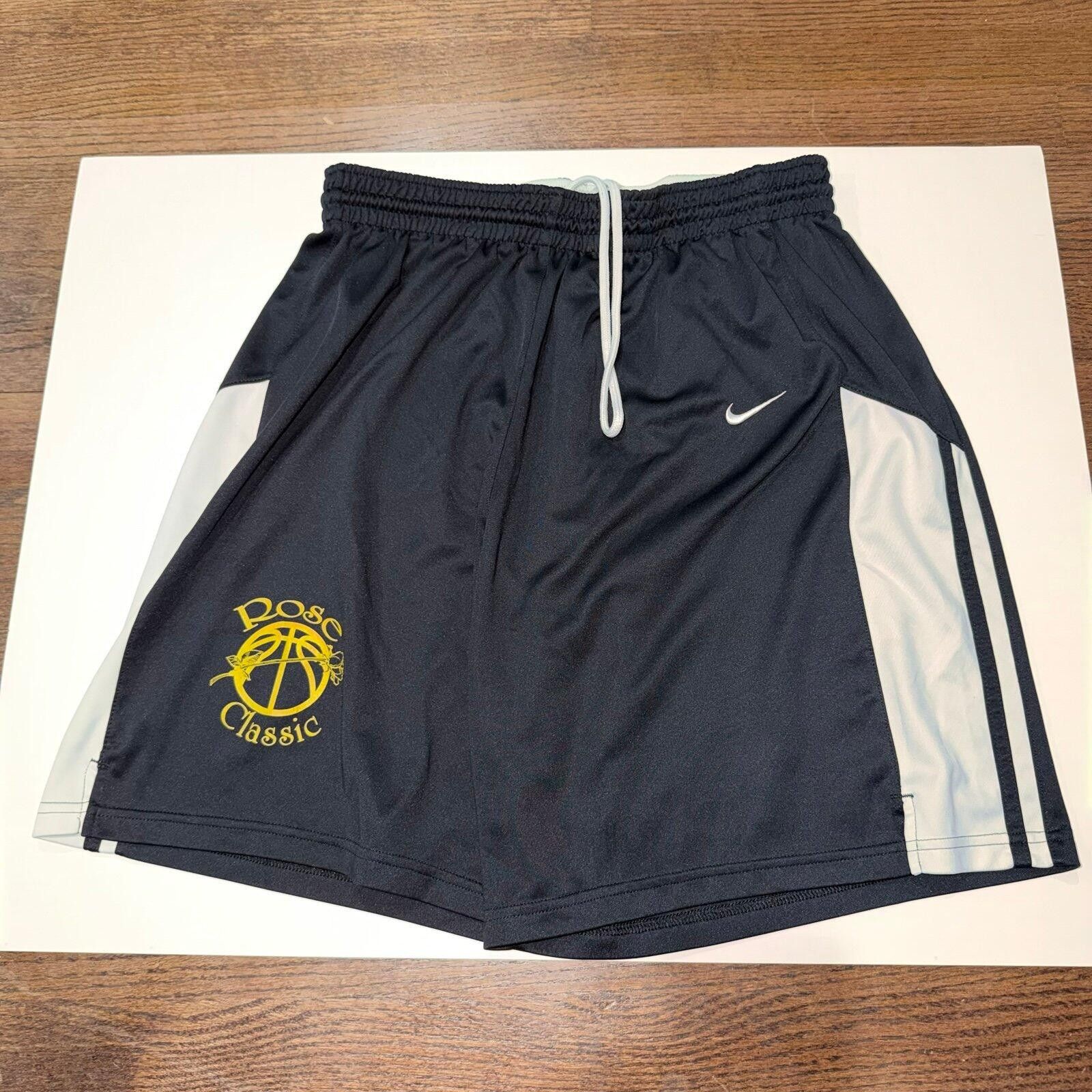 Nike Nike Rose Classic Black/White Hoop Shorts Mens LG Size US 34 / EU 50 - 2 Thumbnail