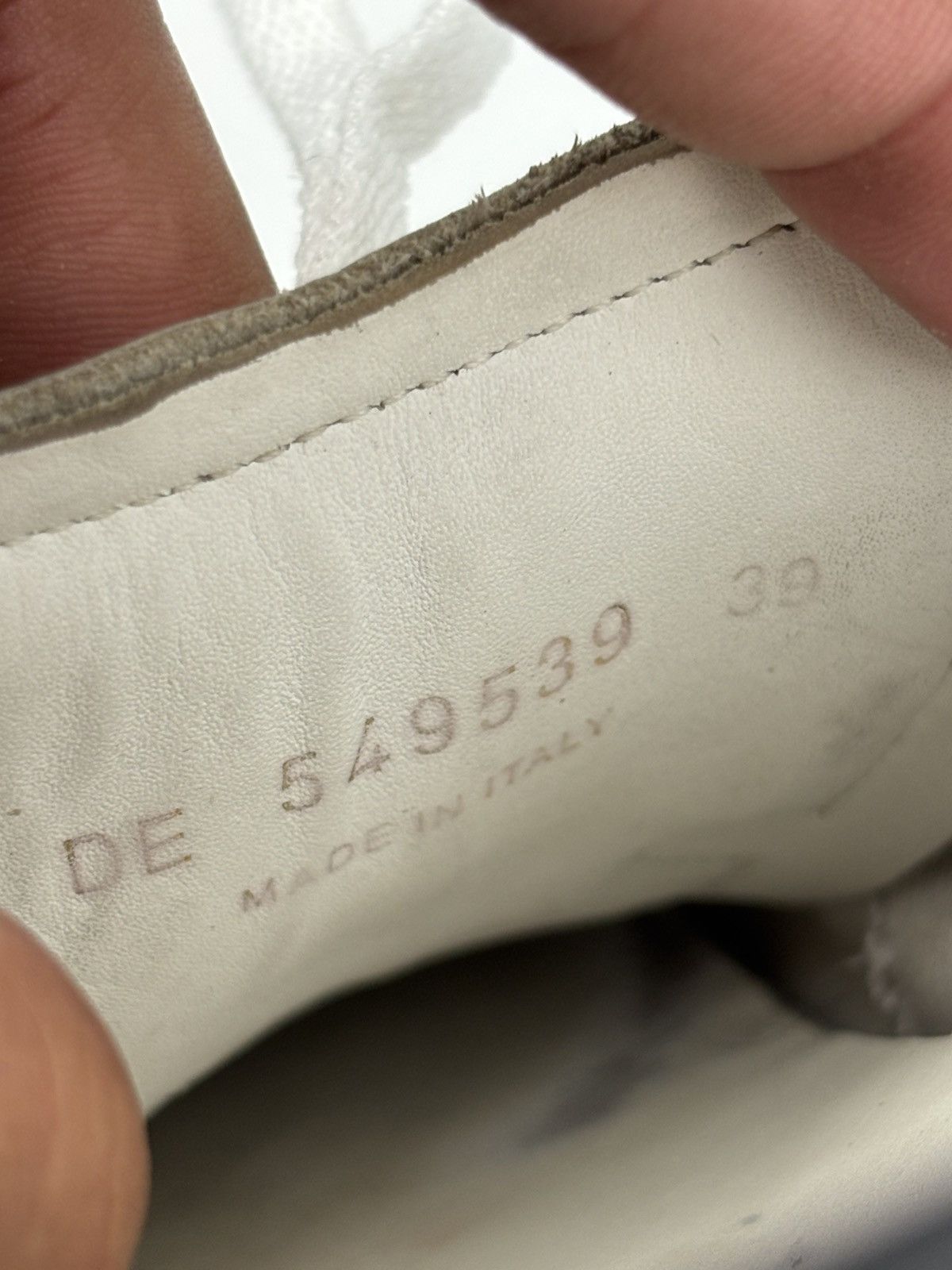 Saint Laurent Paris Saint Laurent Star Patch Low Top Sneakers Size US 9 / IT 39 - 7 Thumbnail