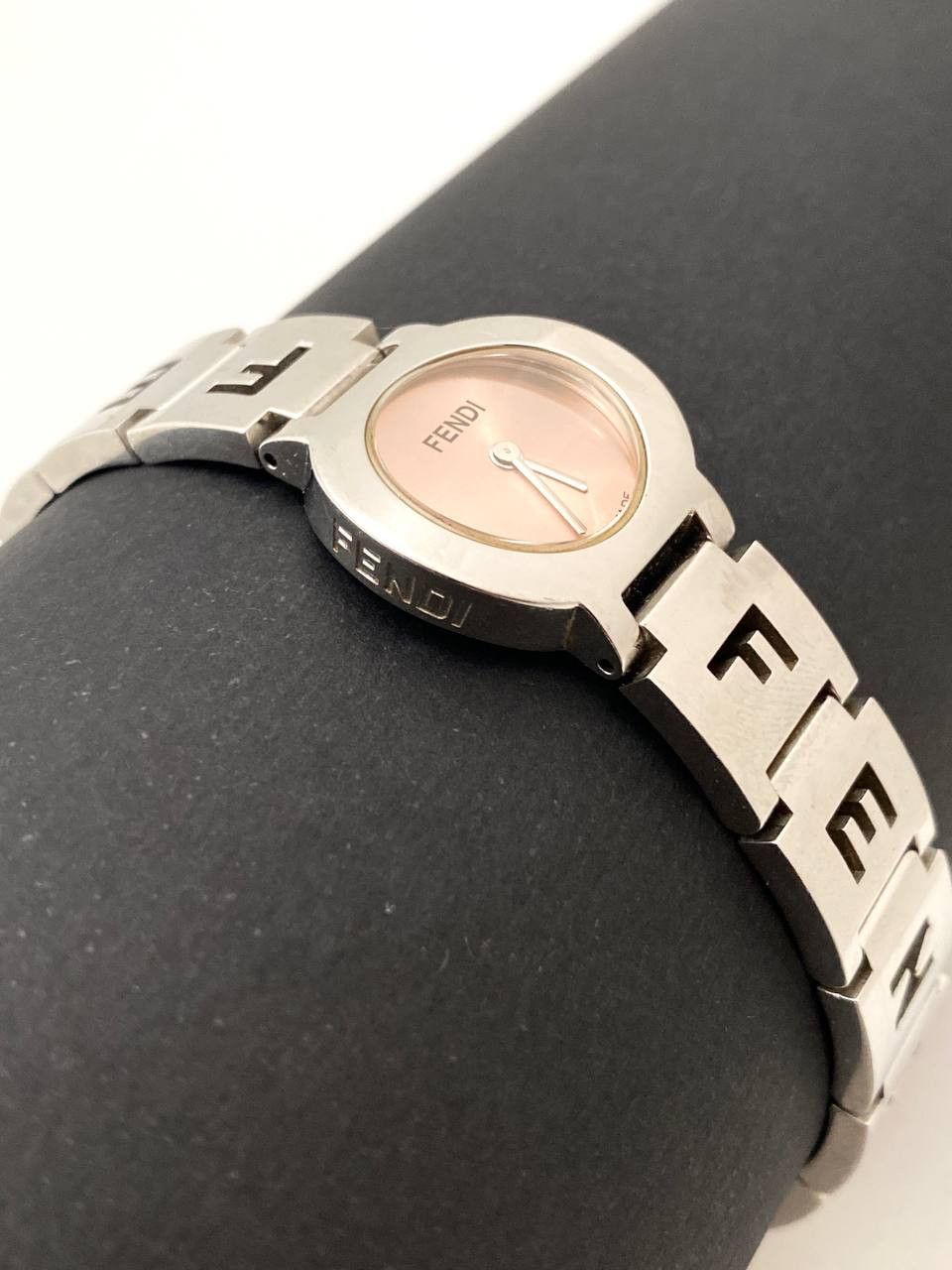 Fendi Fendi Logo Stainless Steel Bracelet Quartz Wrist Watch Y2K Size ONE SIZE - 5 Thumbnail