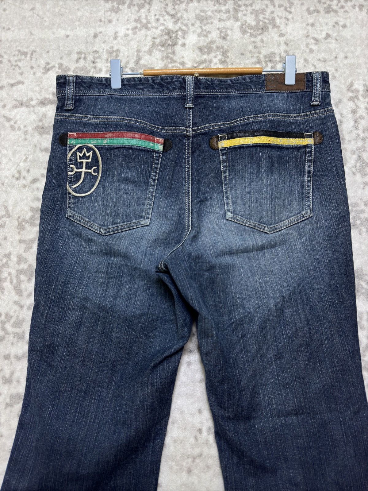 Jean Charles De Castelbajac Jean Charles de Castelbajac Logo Embroidered Jeans Pop Art Size US 36 / EU 52 - 7 Thumbnail