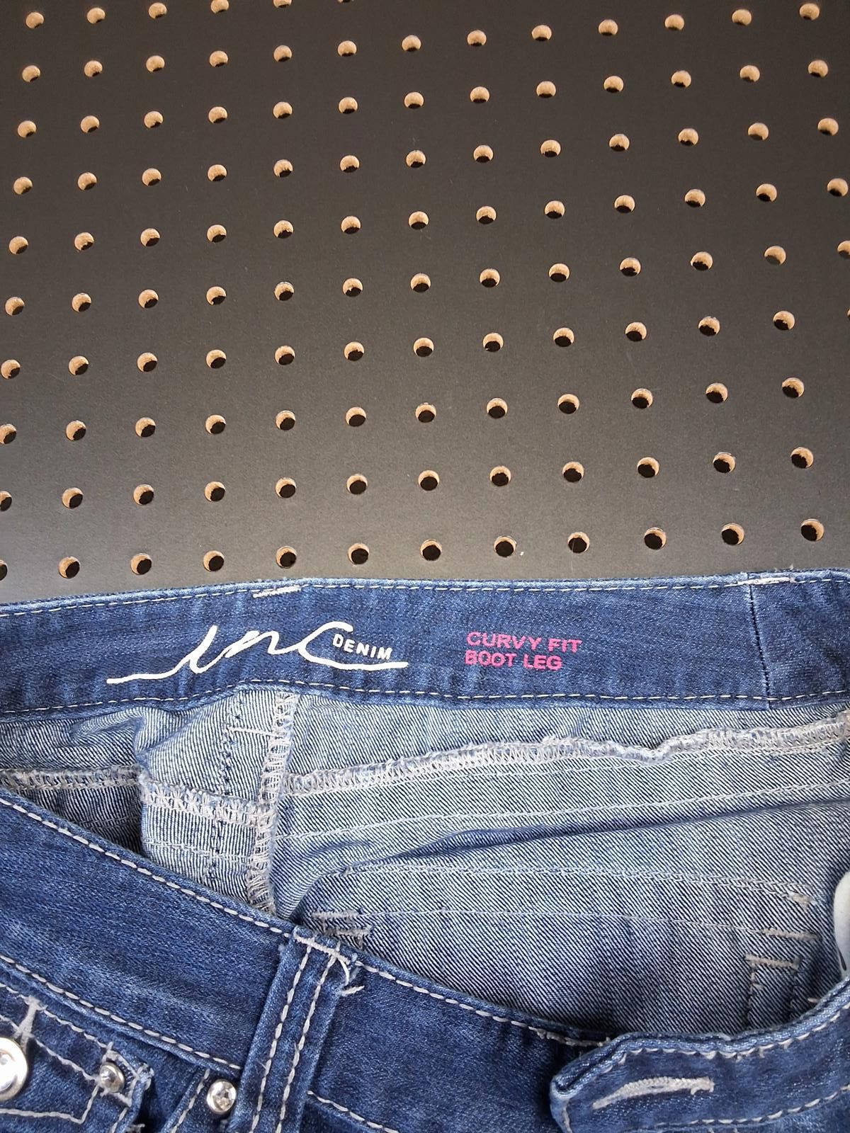 Other Stylish Women's Flare Jeans - Classic Blue Denim Size 30" / US 8 / IT 44 - 6 Thumbnail