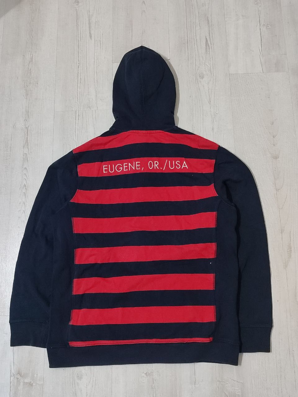 Nike Vintage Nike Hoodie Basic Logo Y2K 90s Size US L / EU 52-54 / 3 - 7 Thumbnail