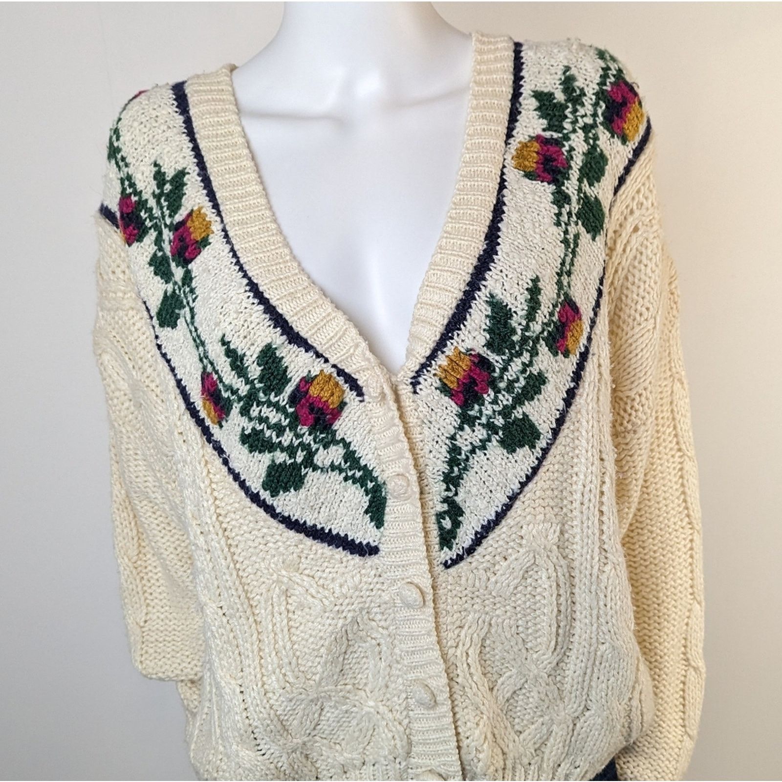 Vintage Vintage Ivy Wear Hand Knit Cottagecore Cardigan Sweater Size L / US 10 / IT 46 - 5 Thumbnail