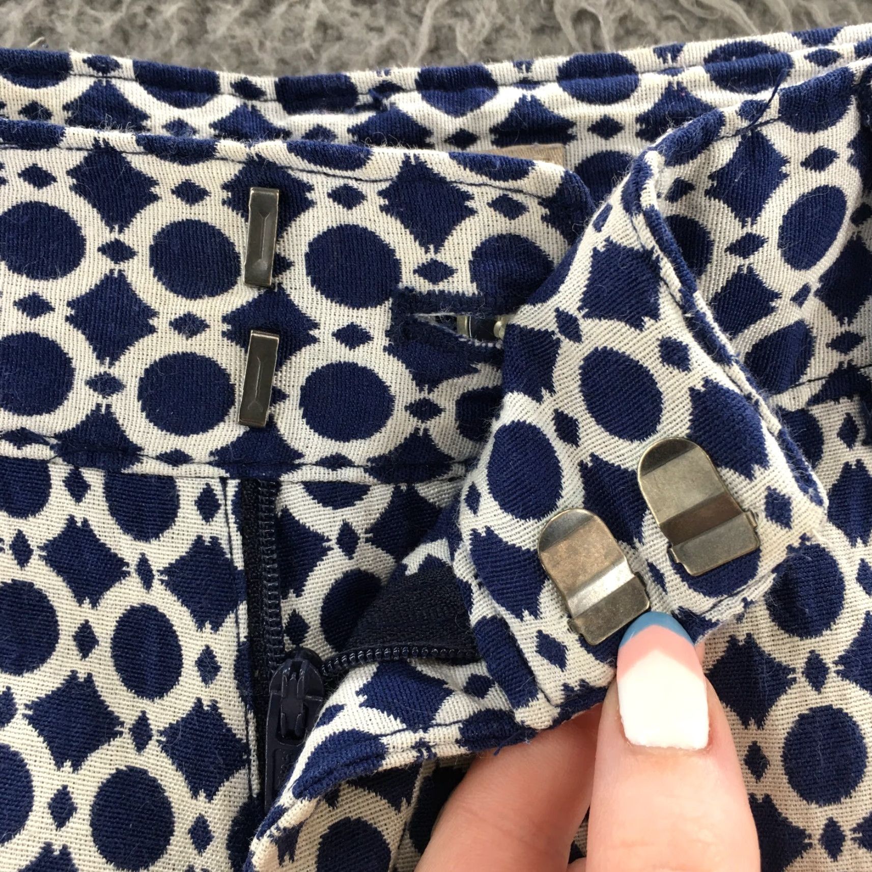 Banana Republic Banana Republic Chino Shorts Womens 0 Multicolor Cotton Blend Shirt? Size 25" / US 0 / IT 36 - 3 Thumbnail