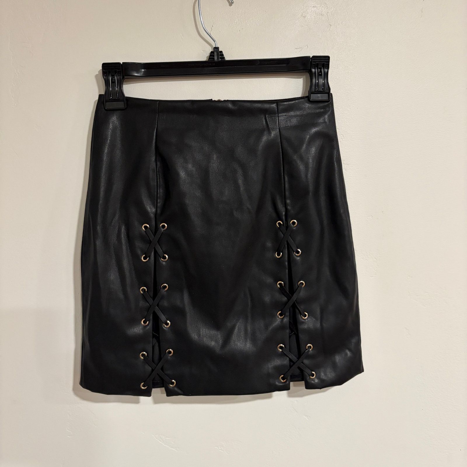Bebe Bebe Womens Black Faux Leather Lace Up Mini Skirt Size 00 Size 24" / US 00 / IT 34 - 1 Thumbnail