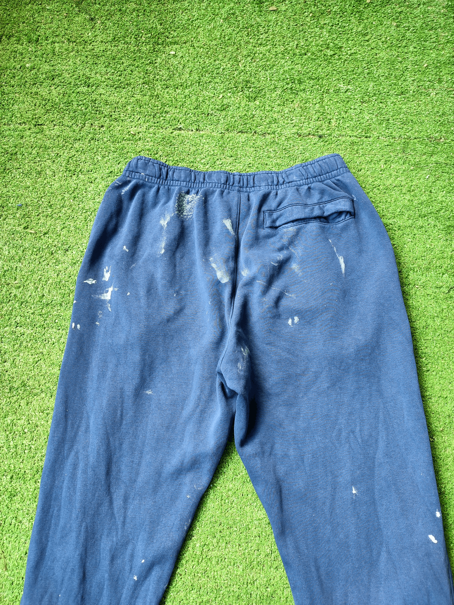 Nike Vintage Nike Embroidery Logo Paint Style Joggers Size US 33 - 10 Thumbnail