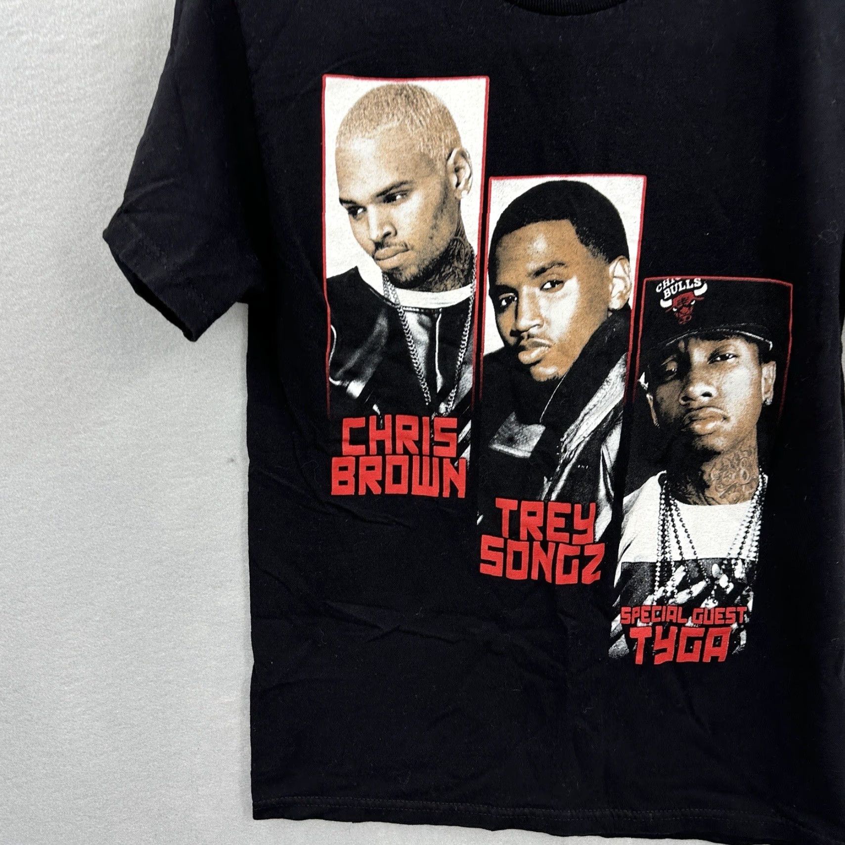 Vintage Between The Sheets Tour Shirt Mens Small Black Chris Brown Trey Songz Tyga Concert Merchandise Shirt Mens Size US S / EU 44-46 / 1 - 3 Thumbnail