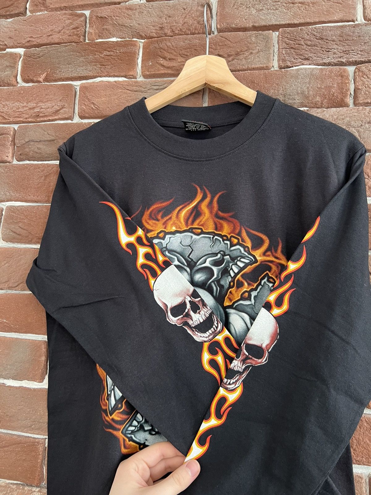 Vintage Vintage 90s Flames Sleeves Longsleeve Hype Streetwear Drip Size US M / EU 48-50 / 2 - 4 Thumbnail