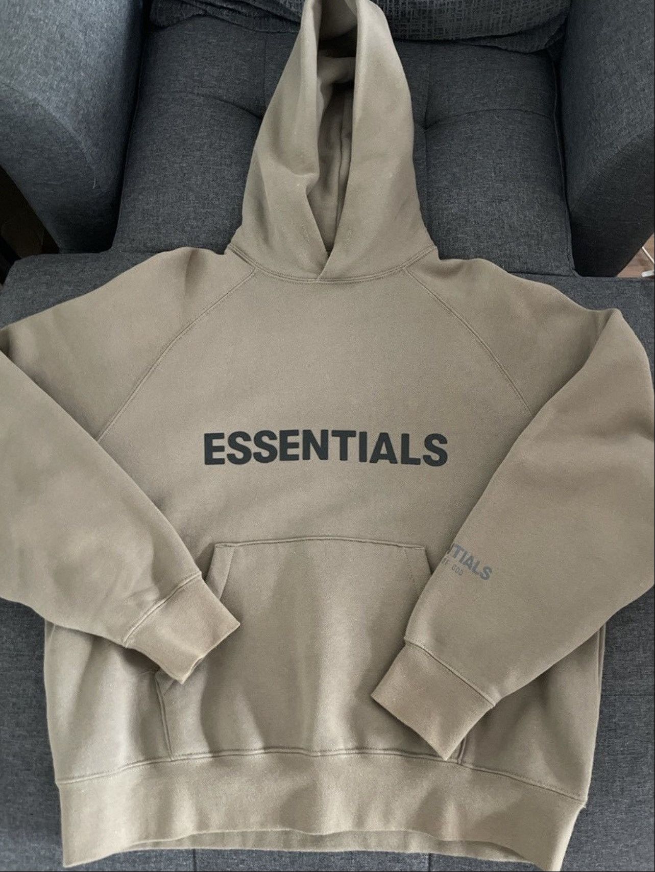 Fear of God Fear of God Essentials Pullover Hoodie Applique Logo Tuape Size US XS / EU 42 / 0 - 1 Thumbnail