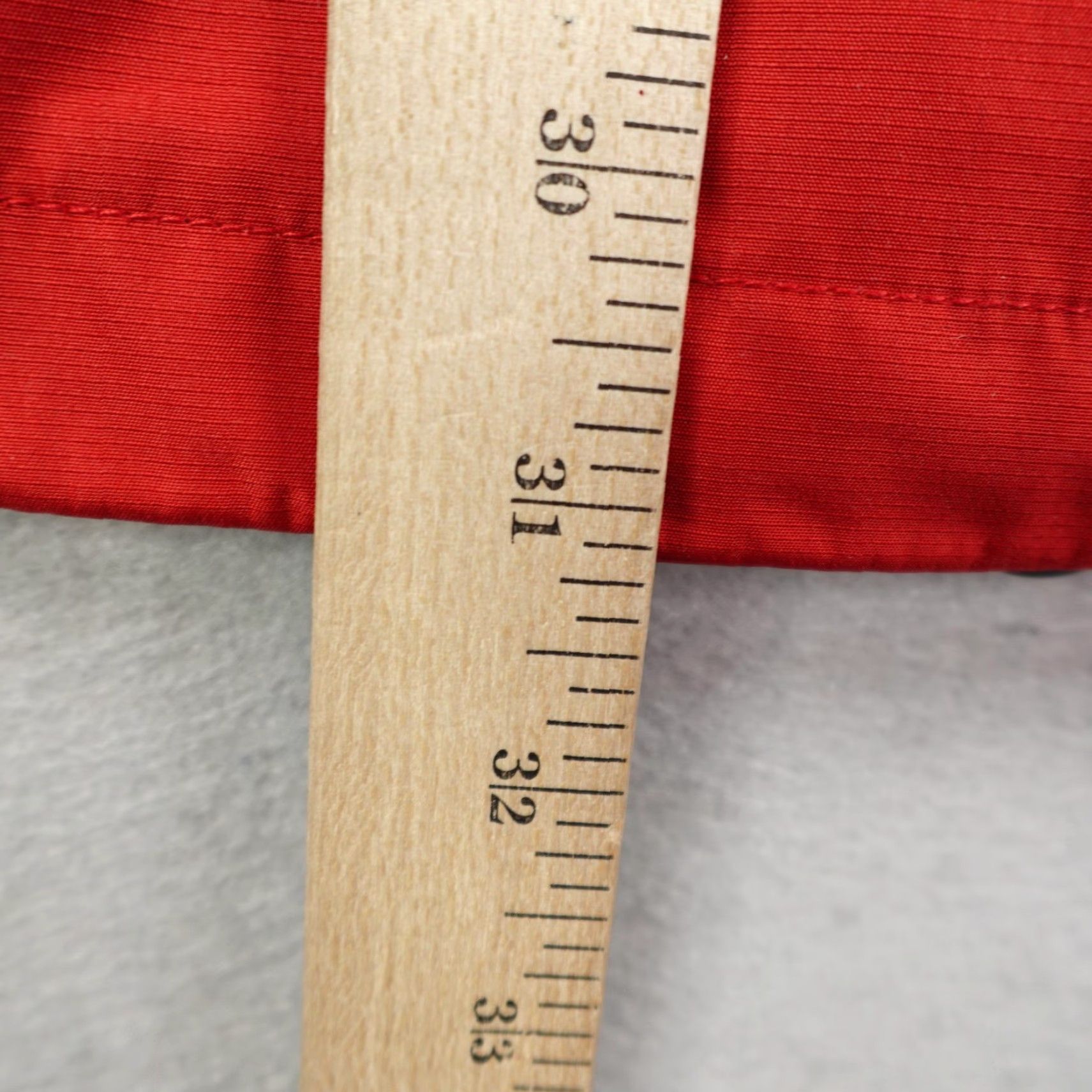 Marlboro VINTAGE Marlboro Jacket Mens XL Red Black Star Waterproof Rain Coat Parka Zip Up Hoodie Windproof Pockets Full Zip Mid-Length Regular Size US XL / EU 56 / 4 - 7 Thumbnail