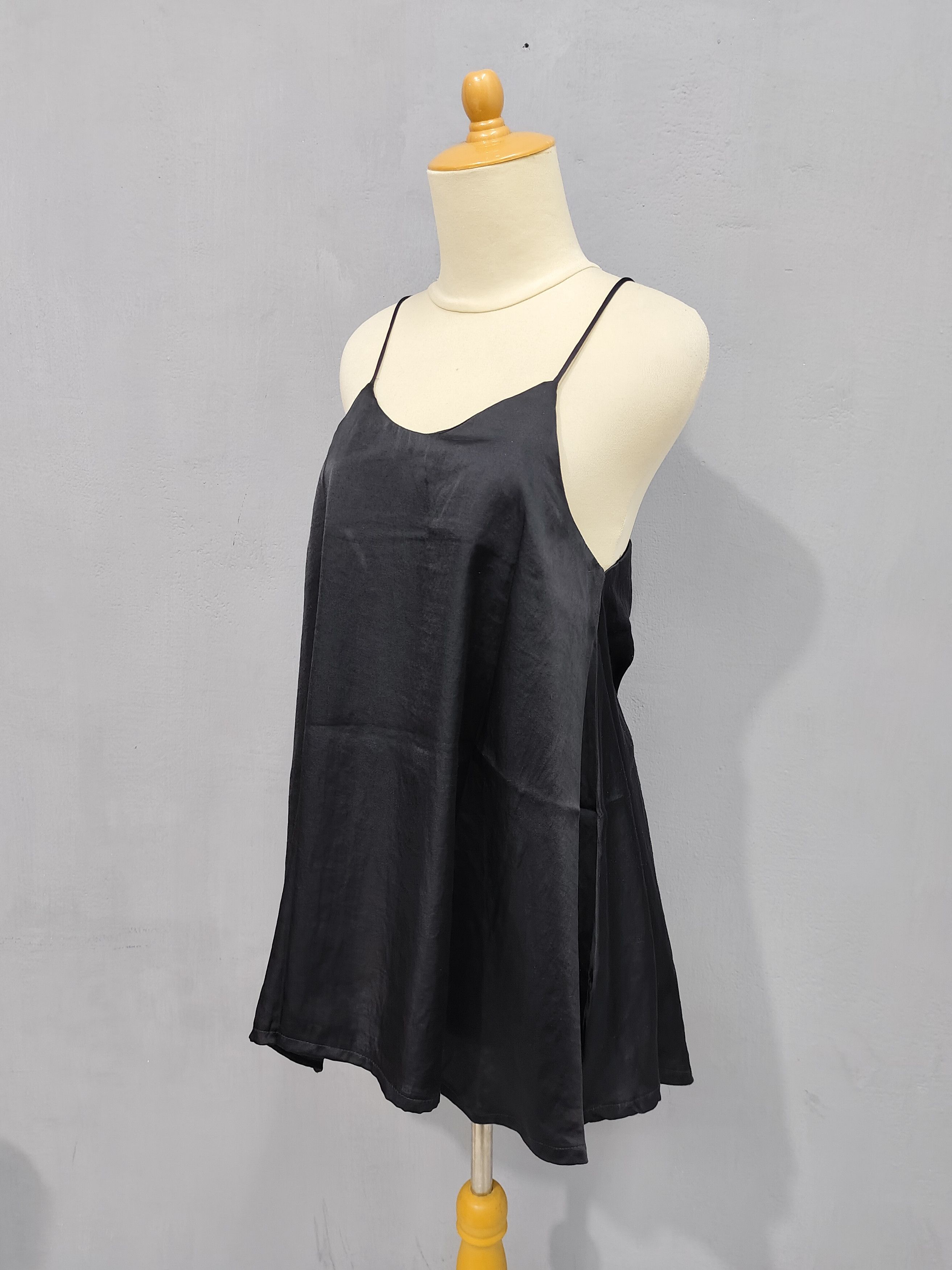 Japanese Brand NICE CLAUP🇯🇵 Mori Minimalist Gothic Satin A-Line Dress Size M / US 6-8 / IT 42-44 - 3 Thumbnail