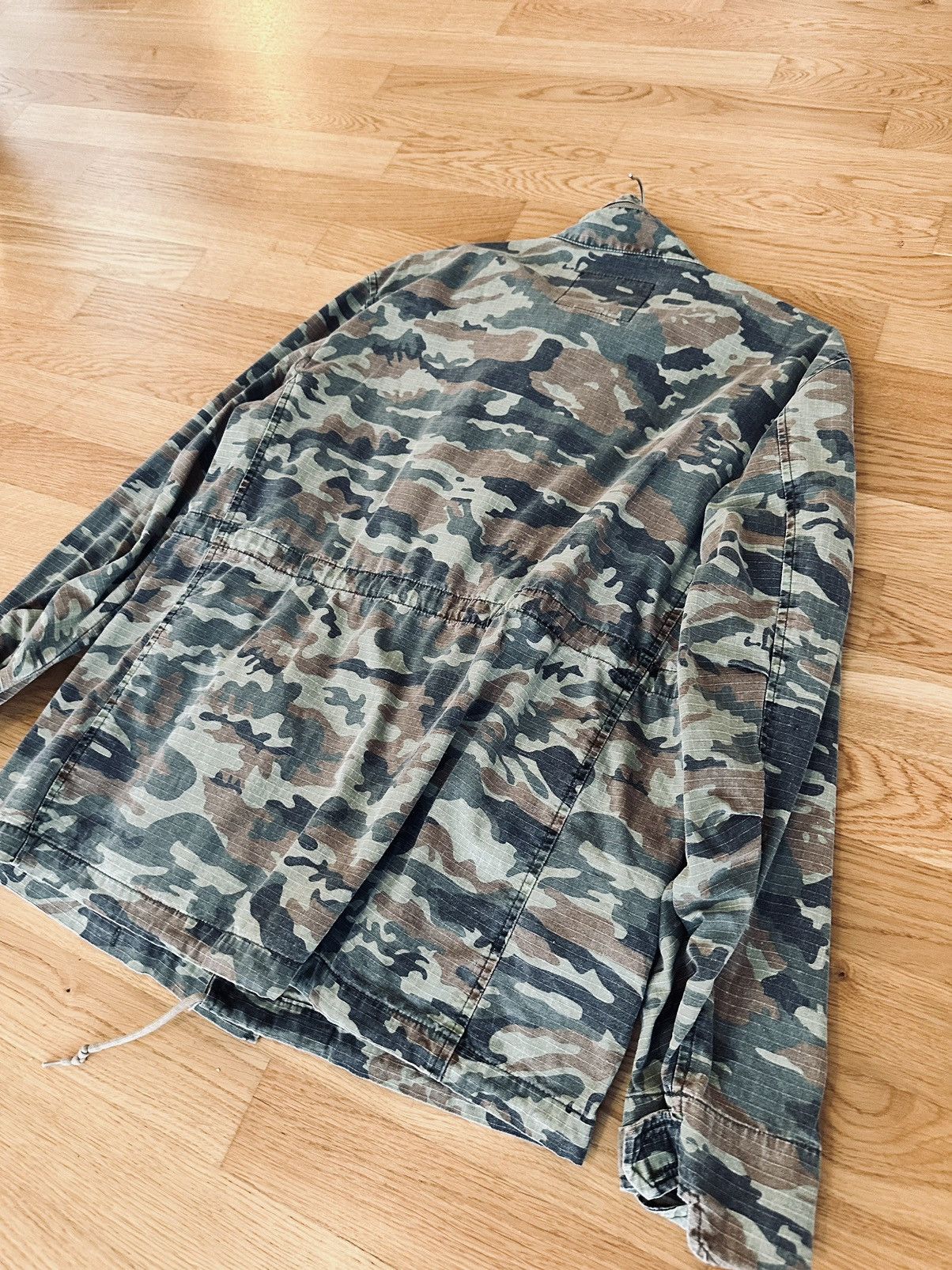 Stussy Stussy camouflage jacket size L Size US L / EU 52-54 / 3 - 3 Thumbnail