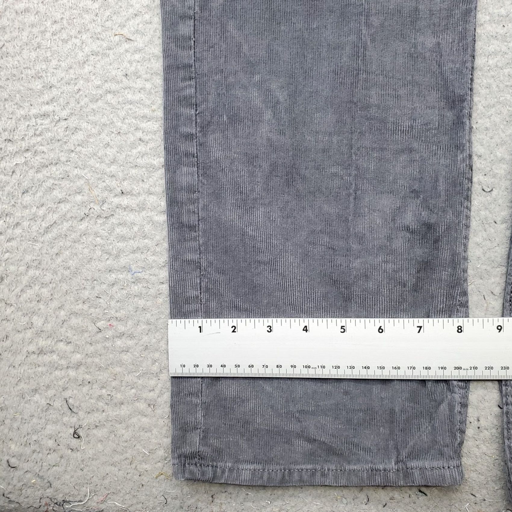 Banana Republic Banana Republic Corduroy Pants Mens 35x32 Grey Slim Fit Stretch Straight Leg Size US 35 - 5 Thumbnail