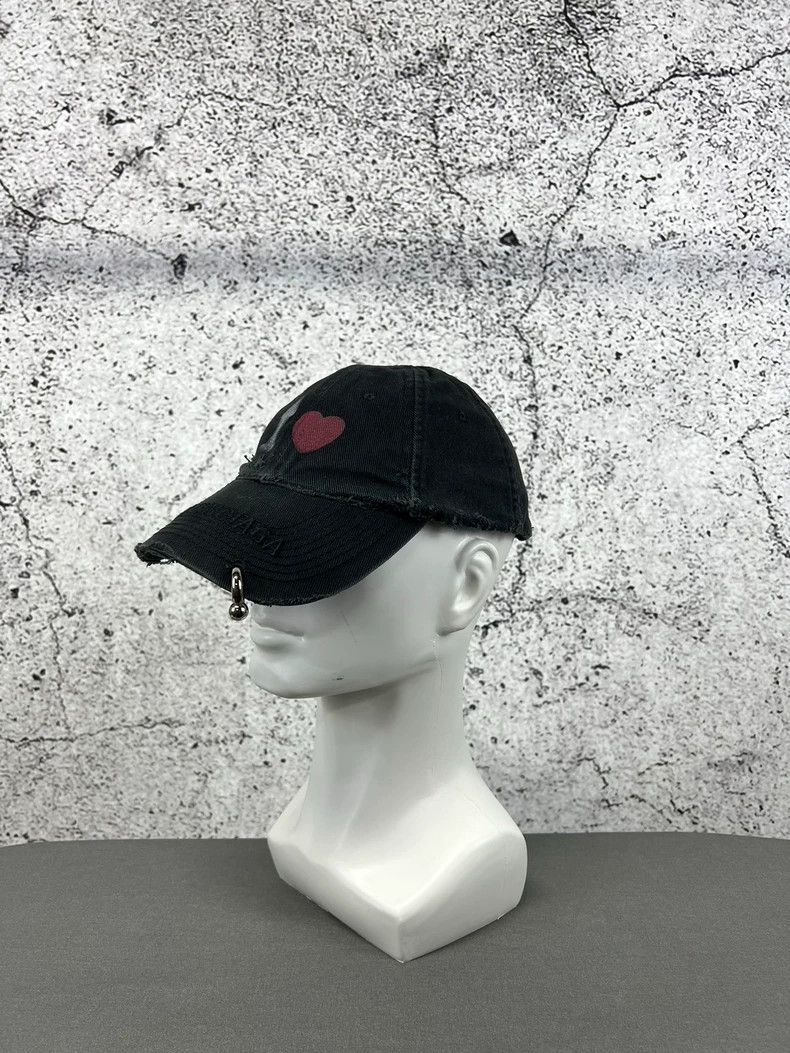 Balenciaga Valentine's Day Baseball Cap - dmc