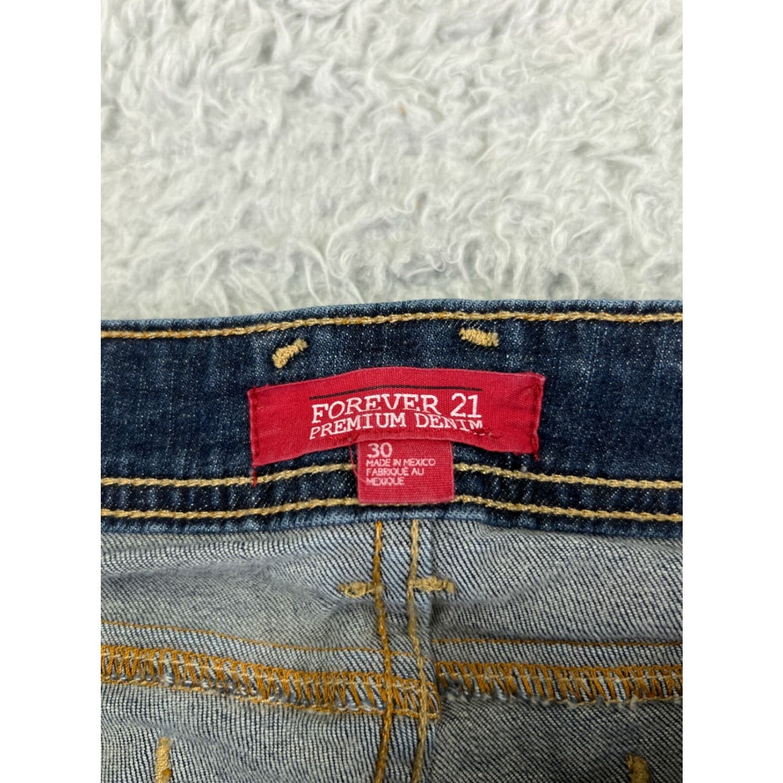 Forever 21 Forever 21 Jeans Womens 30 Blue Denim Flared Low Rise Cotton Blend 28x31 Size 30" / US 8 / IT 44 - 6 Thumbnail