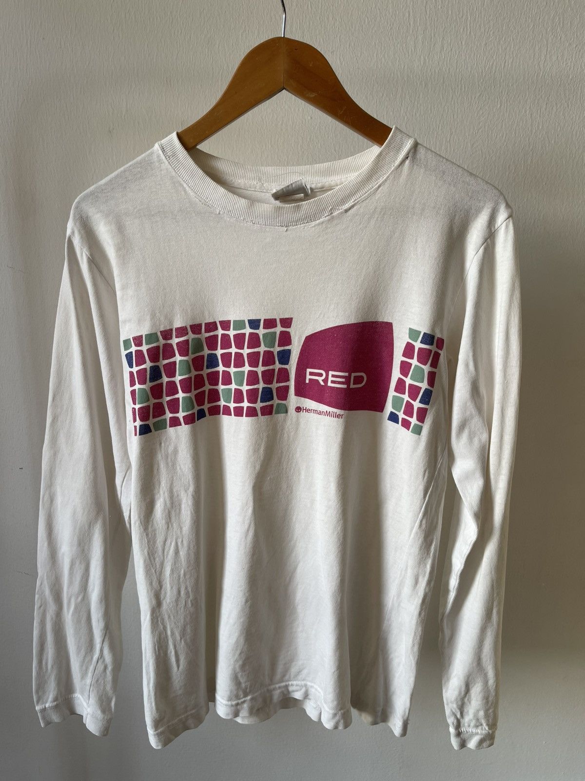 Vintage 2000s Herman Miller Long Sleeve Tee Size US S / EU 44-46 / 1 - 2 Thumbnail