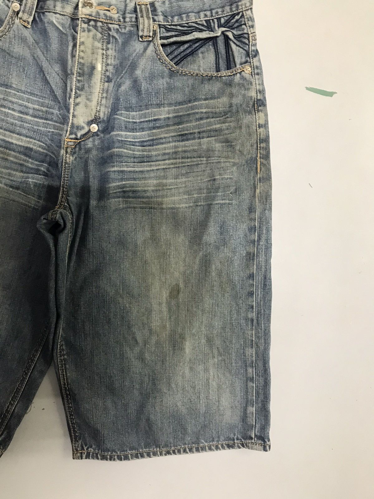 Coogi Vintage Coogi embroidered denim jort Size US 42 / EU 58 - 5 Thumbnail