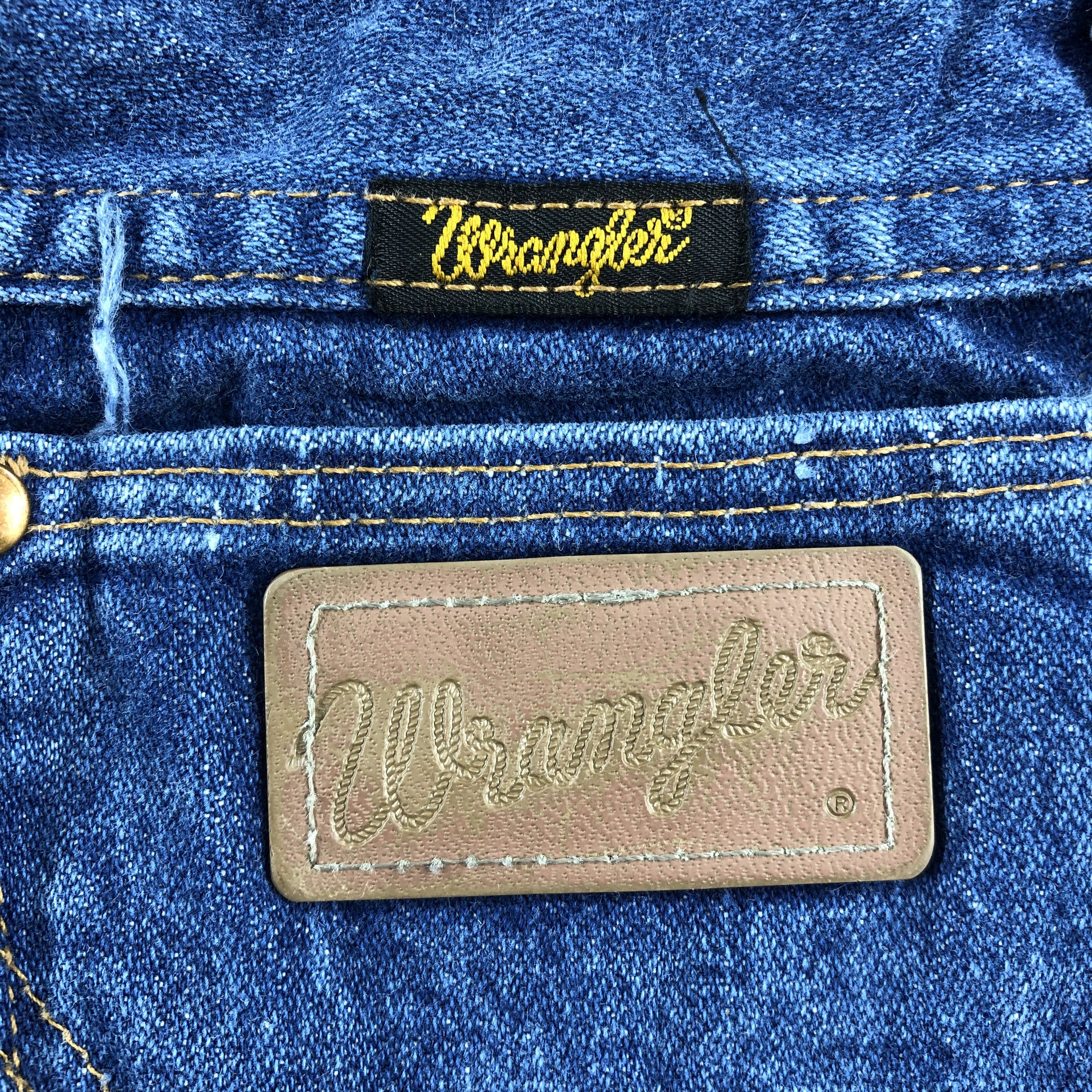 Vintage Vintage Blue Wash Wrangler Jeans-J2404 Size US 26 / EU 42 - 5 Thumbnail