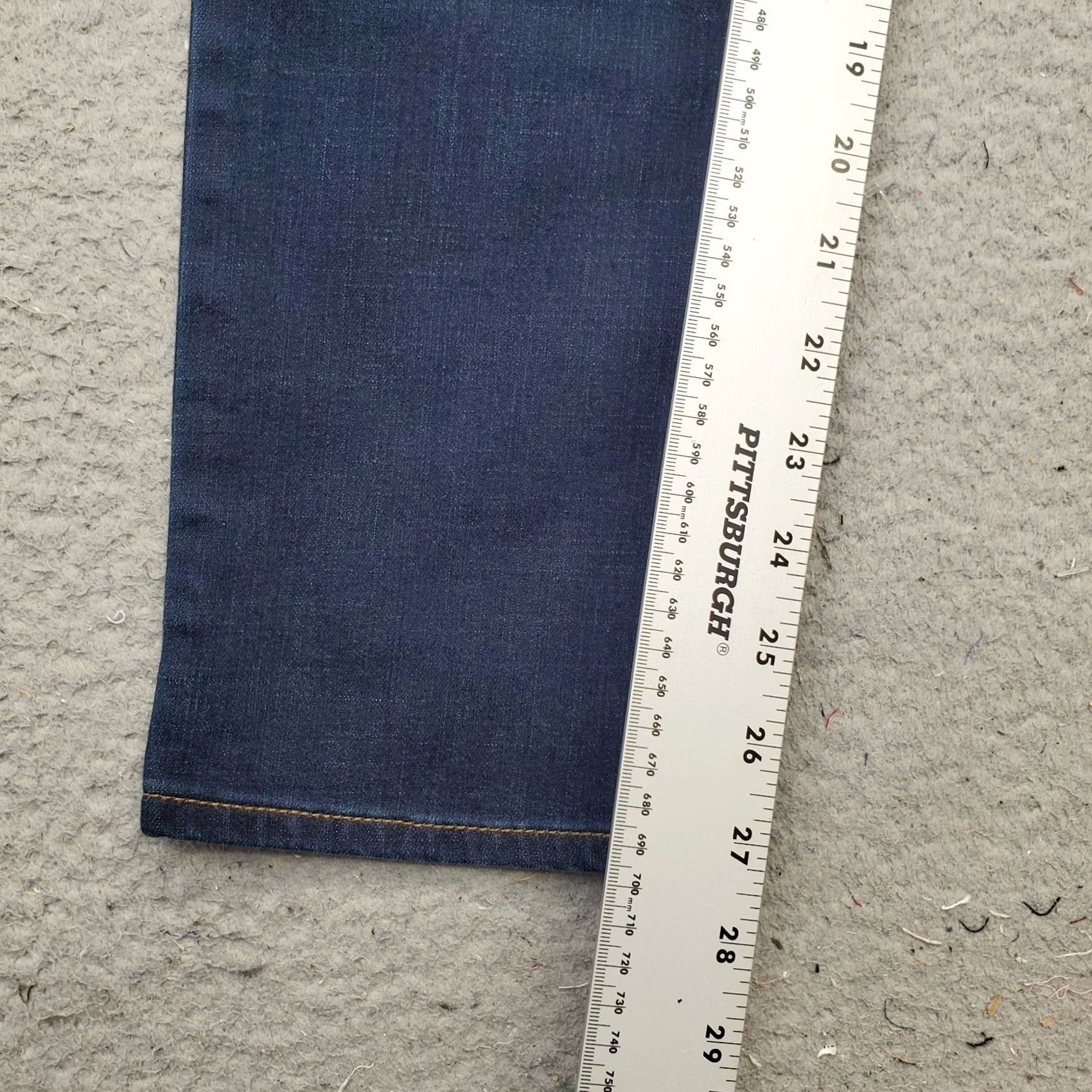 Vintage Chico's Womens Jeans 6 Slim Girlfriend Blue 5-Pocket Straight Leg Denim Stretch Slimming 29W 27.25In Inseam 39.25In Outseam Mens Womens Girls Boys Size 28" / US 6 / IT 42 - 4 Thumbnail