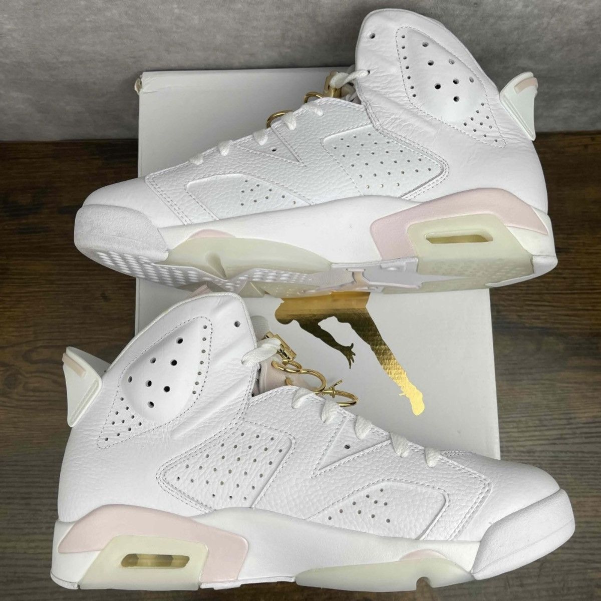 Jordan Brand Air Jordan 6 Retro Gold Hoops Size 12 W / 10.5M DH9696-100 Size US 12 / IT 42 - 5 Thumbnail