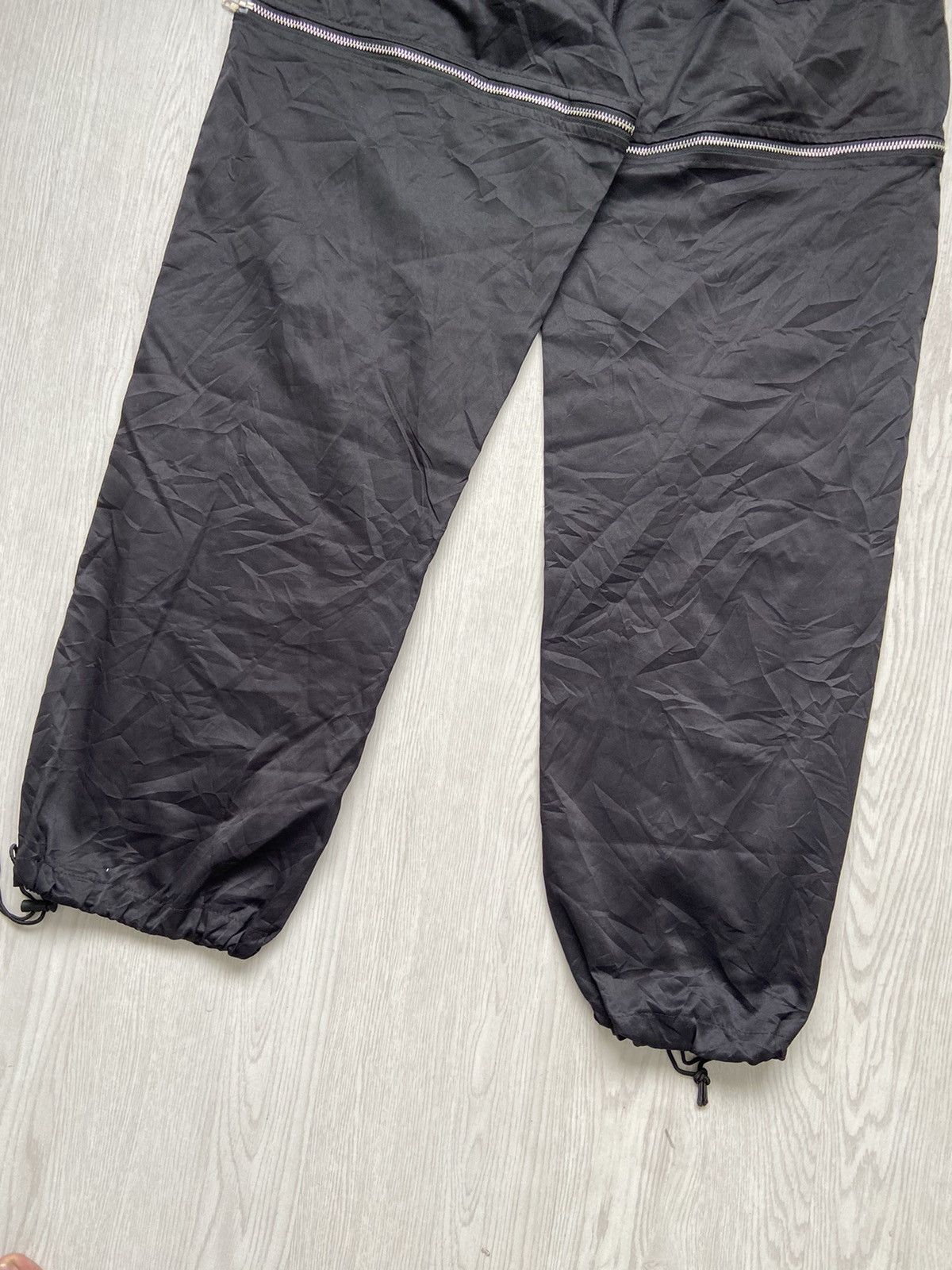 Japanese Brand Vintage 2000’s Zipper Parachute Acronym Design Wide Pants Size US 30 / EU 46 - 5 Thumbnail