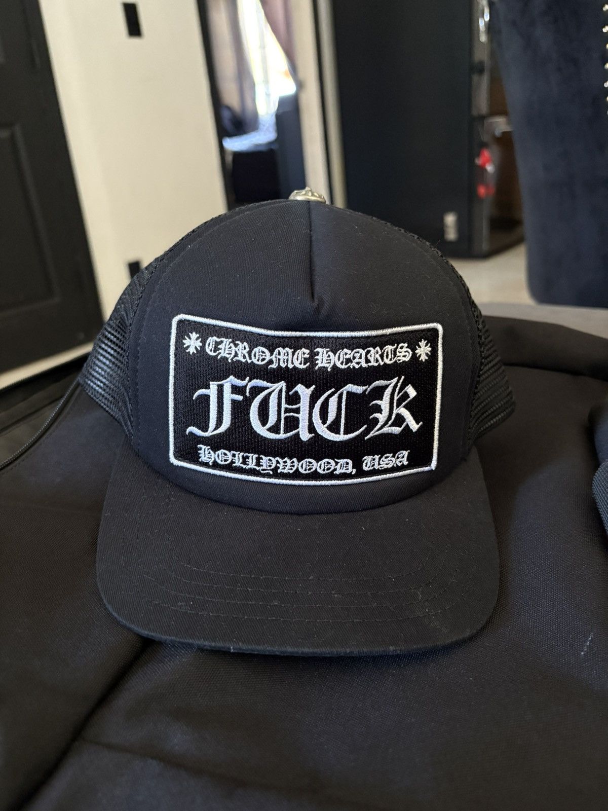 Pre-owned Chrome Hearts Trucker Hat In Black