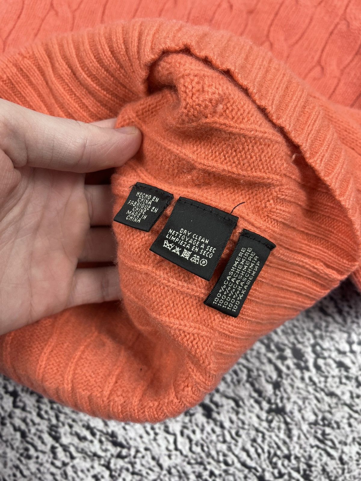 Ralph Lauren Black Label Ralph Lauren Black Label cable knit peach cashmere sweater Size M / US 6-8 / IT 42-44 - 7 Thumbnail