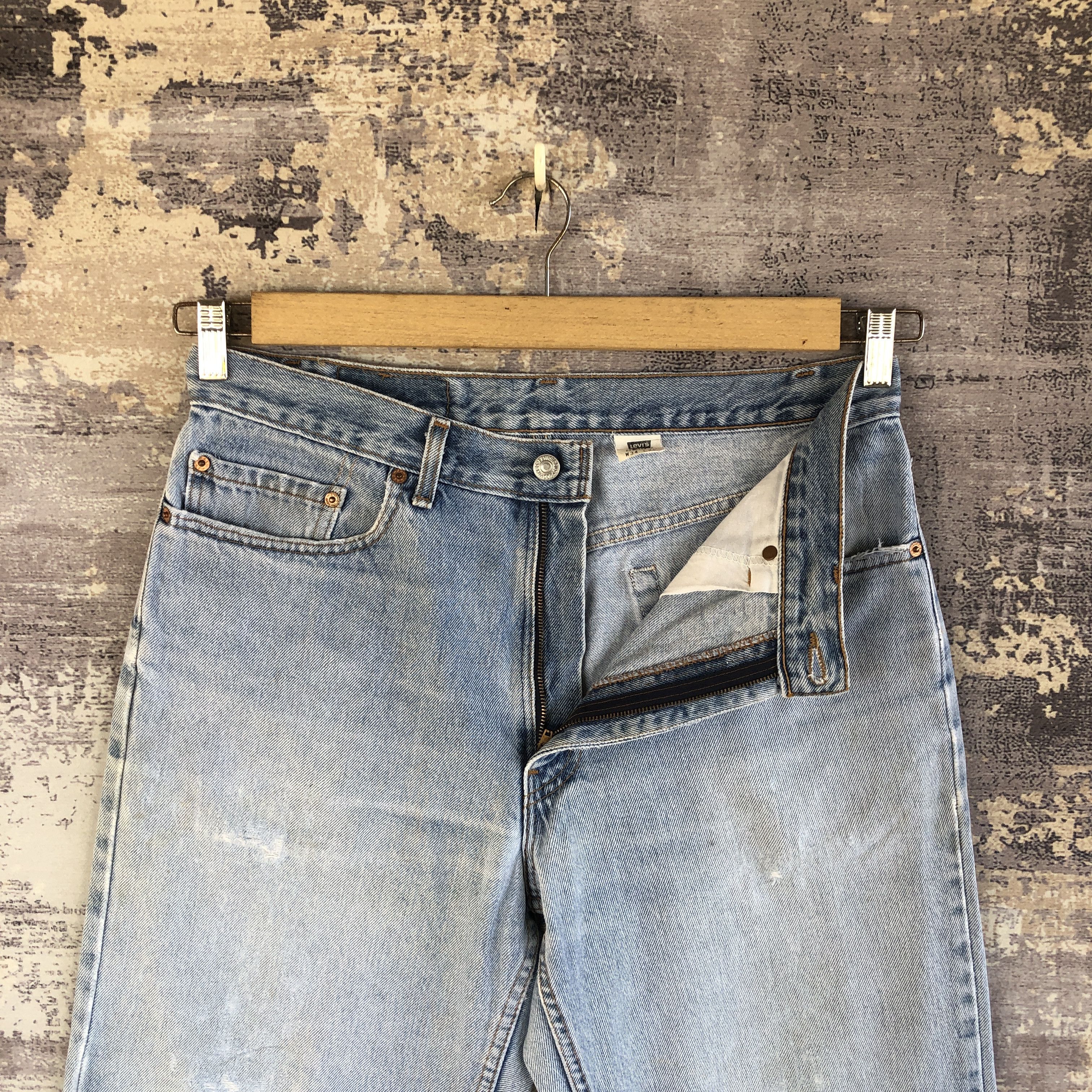 Levi's Vintage Levis Sun Faded Jeans Levi's Light Wash Denim Size US 32 / EU 48 - 6 Thumbnail