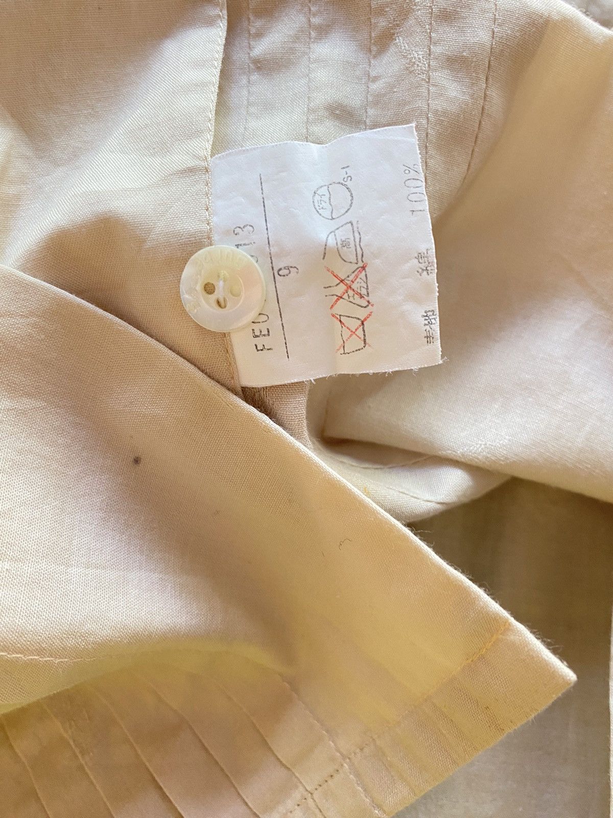 Burberry BURBERRY Beige Pleated Button-Up Shirt Size M / US 6-8 / IT 42-44 - 5 Thumbnail